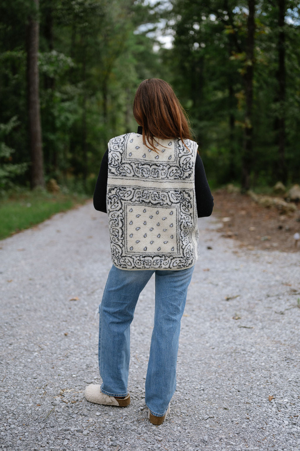 Paisley Print Sweater Vest-Cream