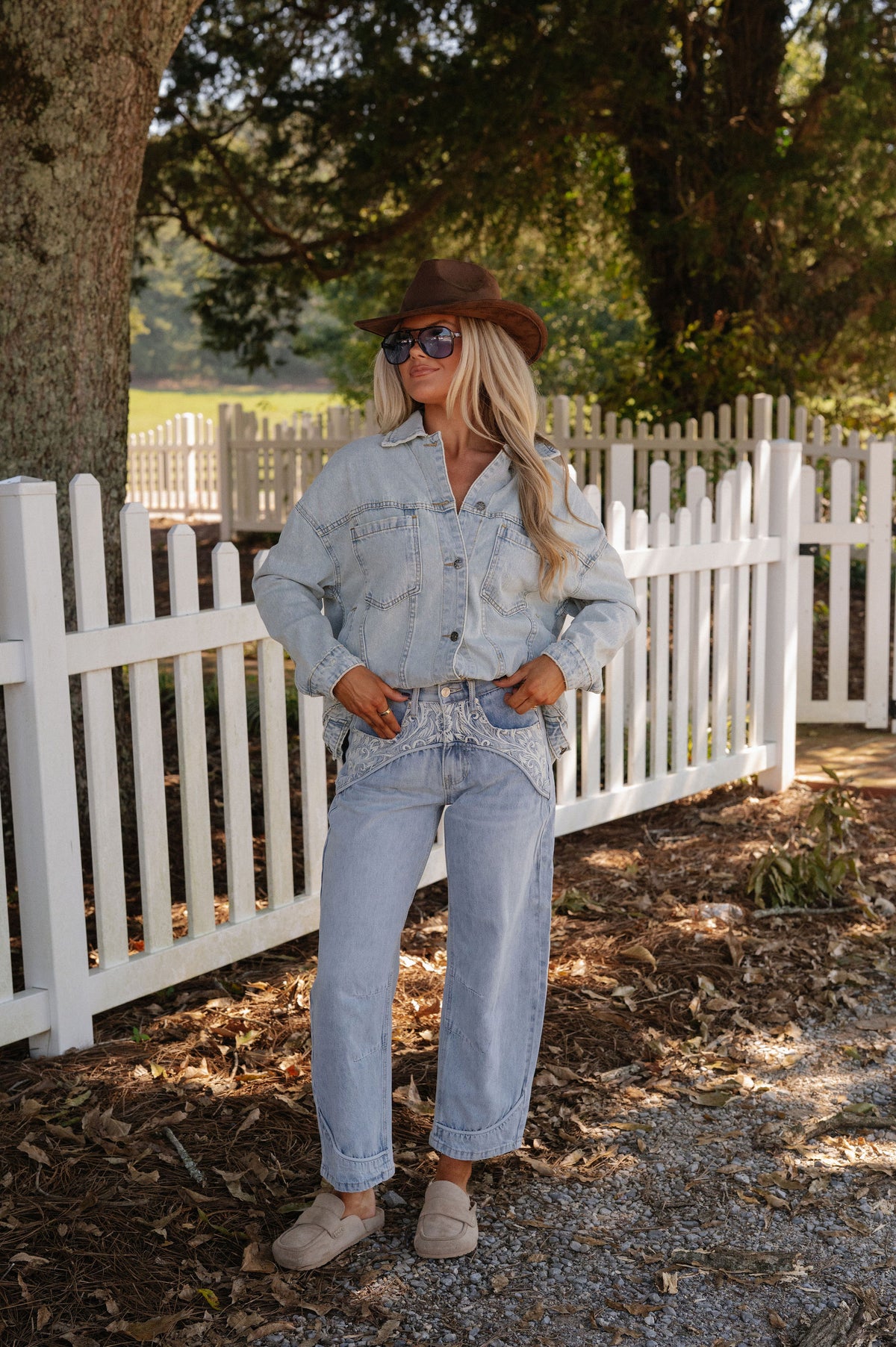 Oakley Embroidered Barrel Jeans-Light Denim