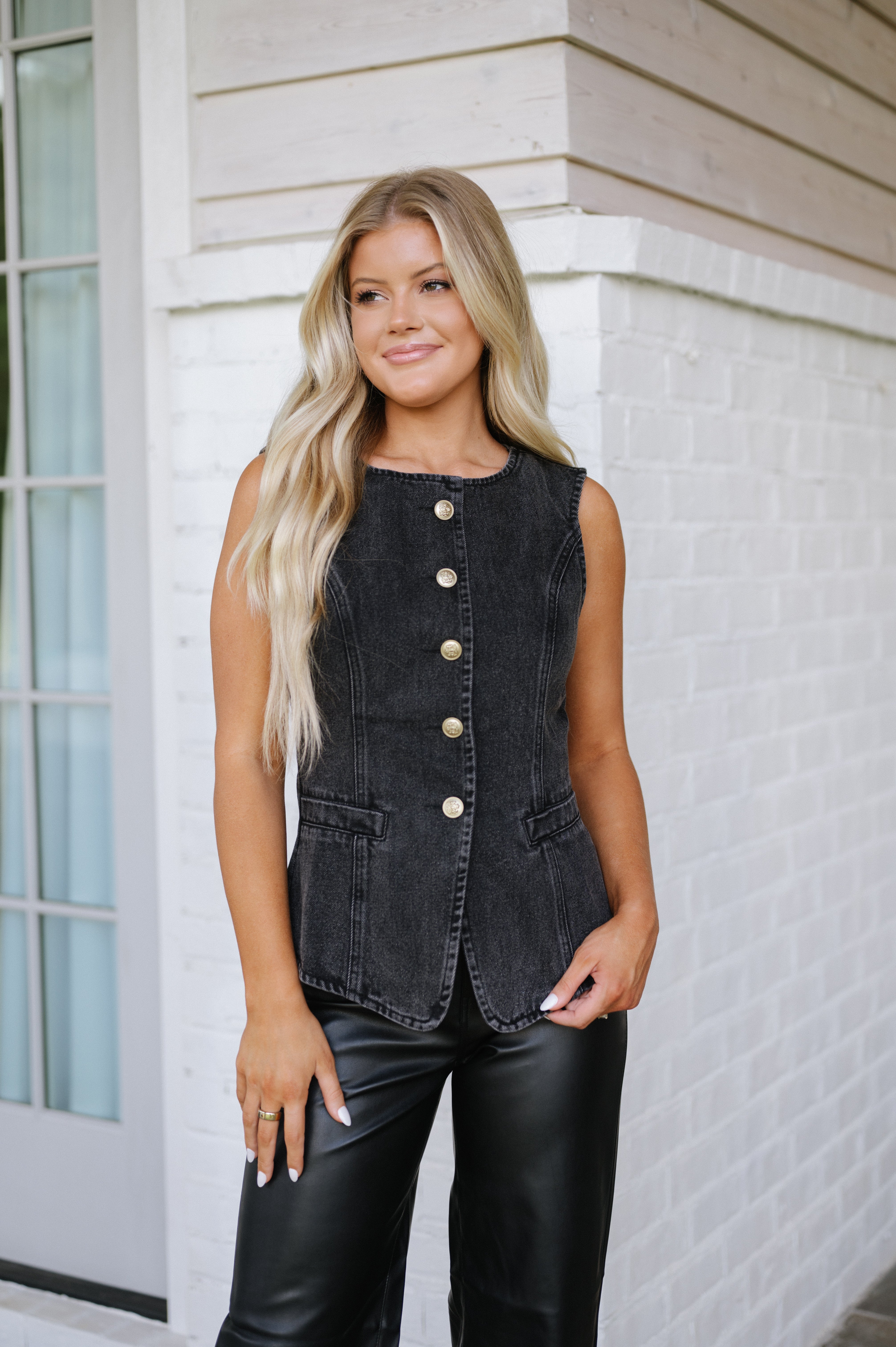 Emy Washed Denim Vest-Black