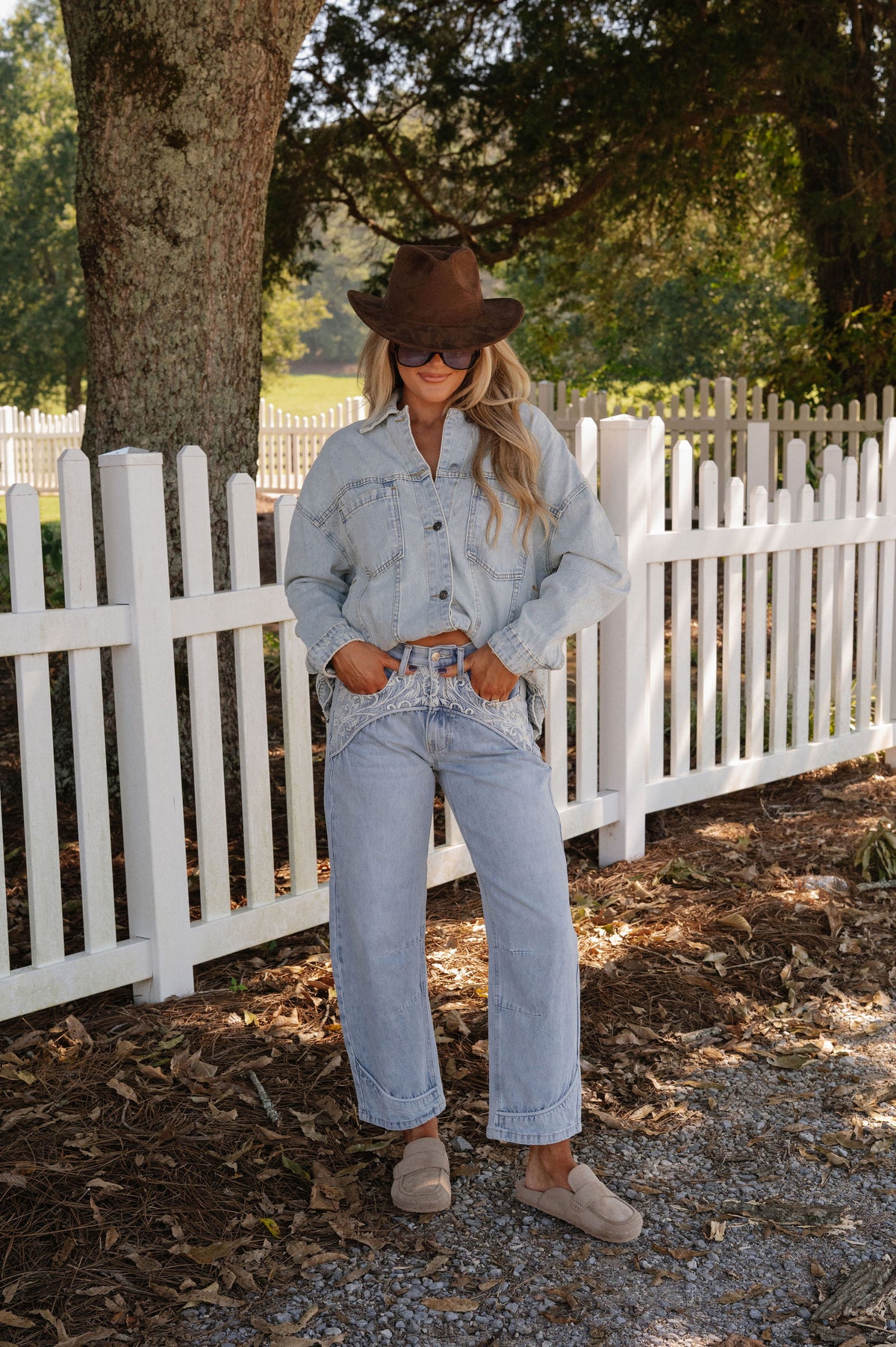 Oakley Embroidered Barrel Jeans-Light Denim