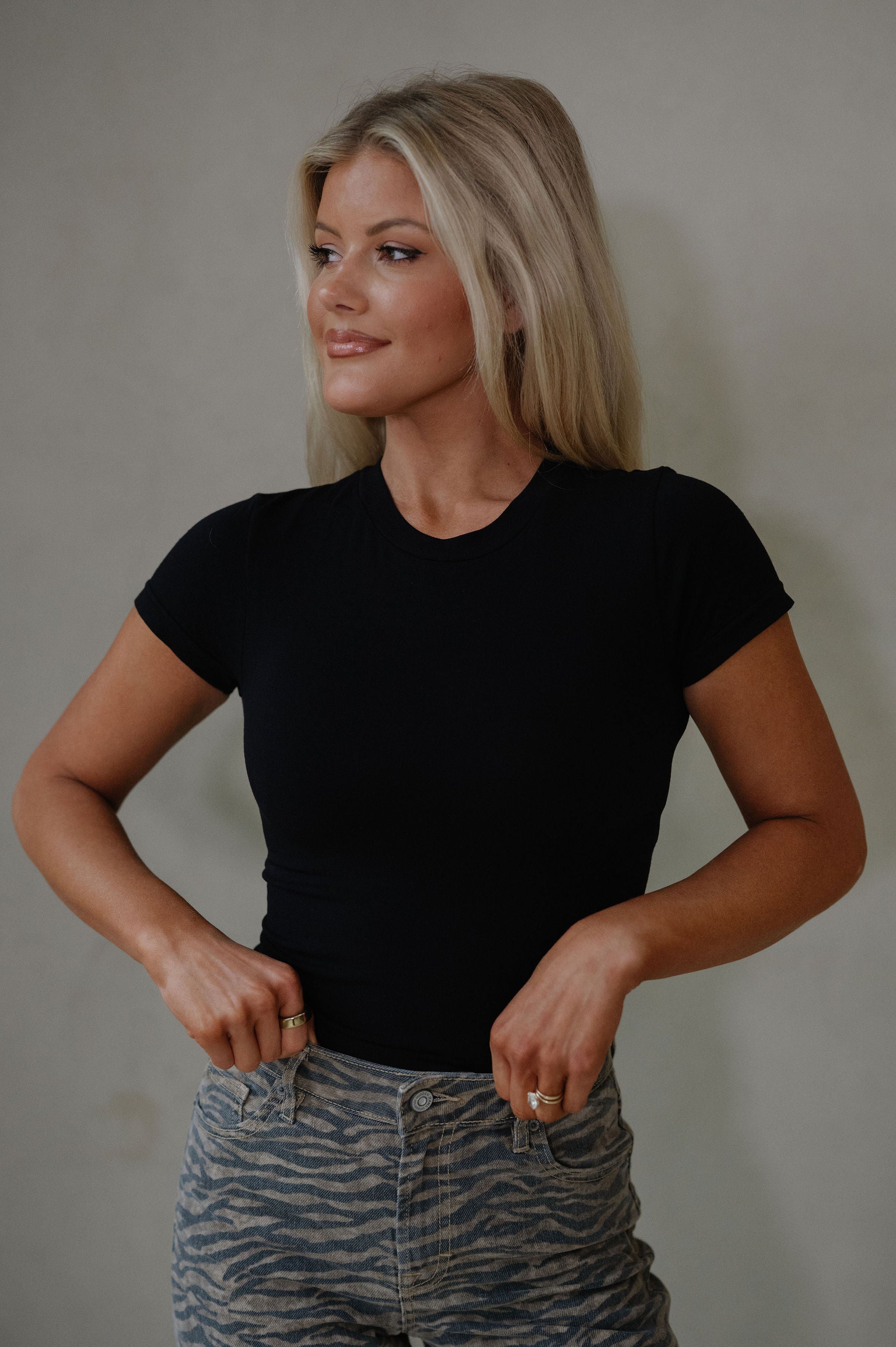 Seamless Short Sleeve Top-Black