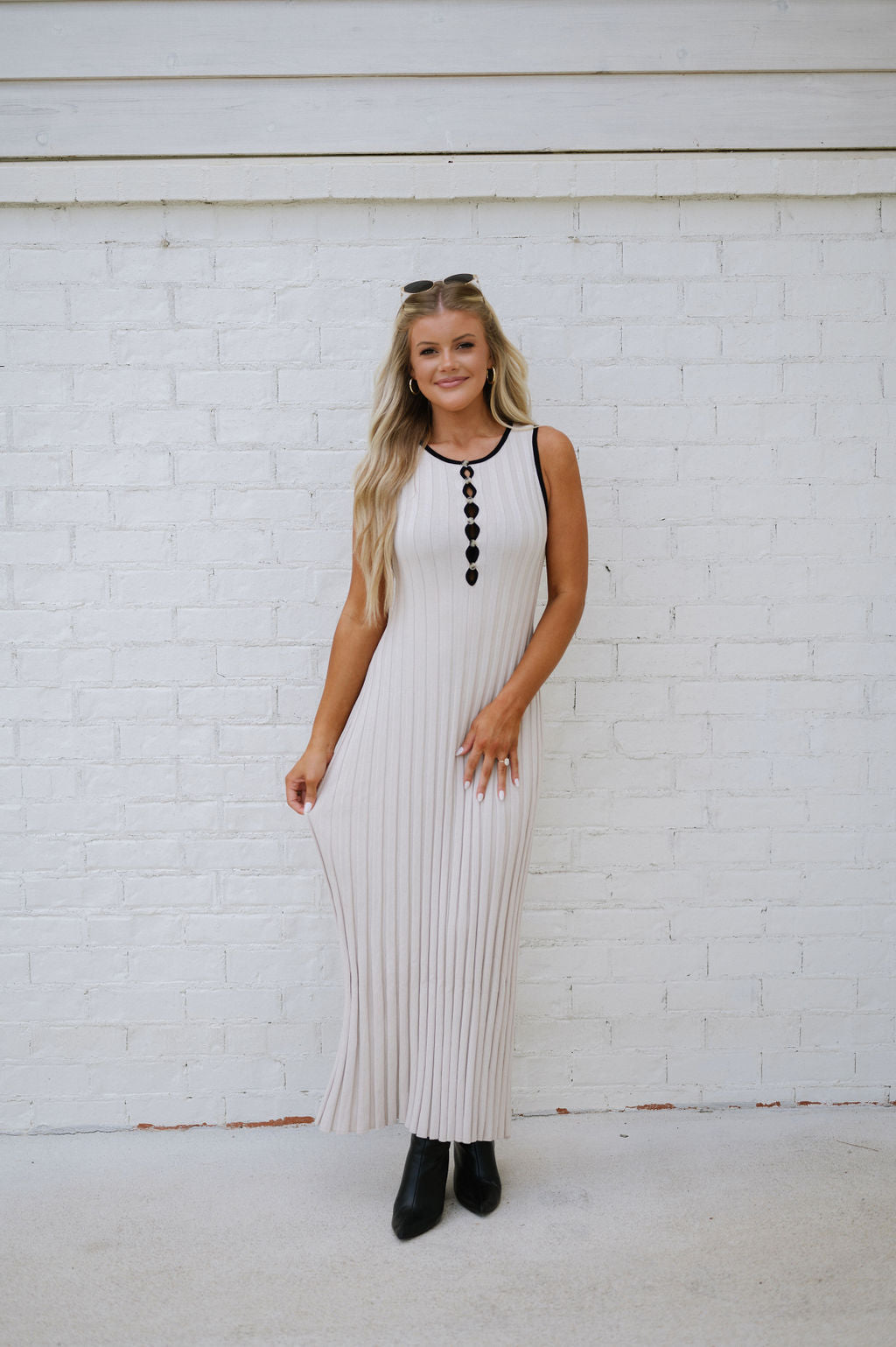 Ribbed Knit Contrast Maxi Dress-Taupe/Black