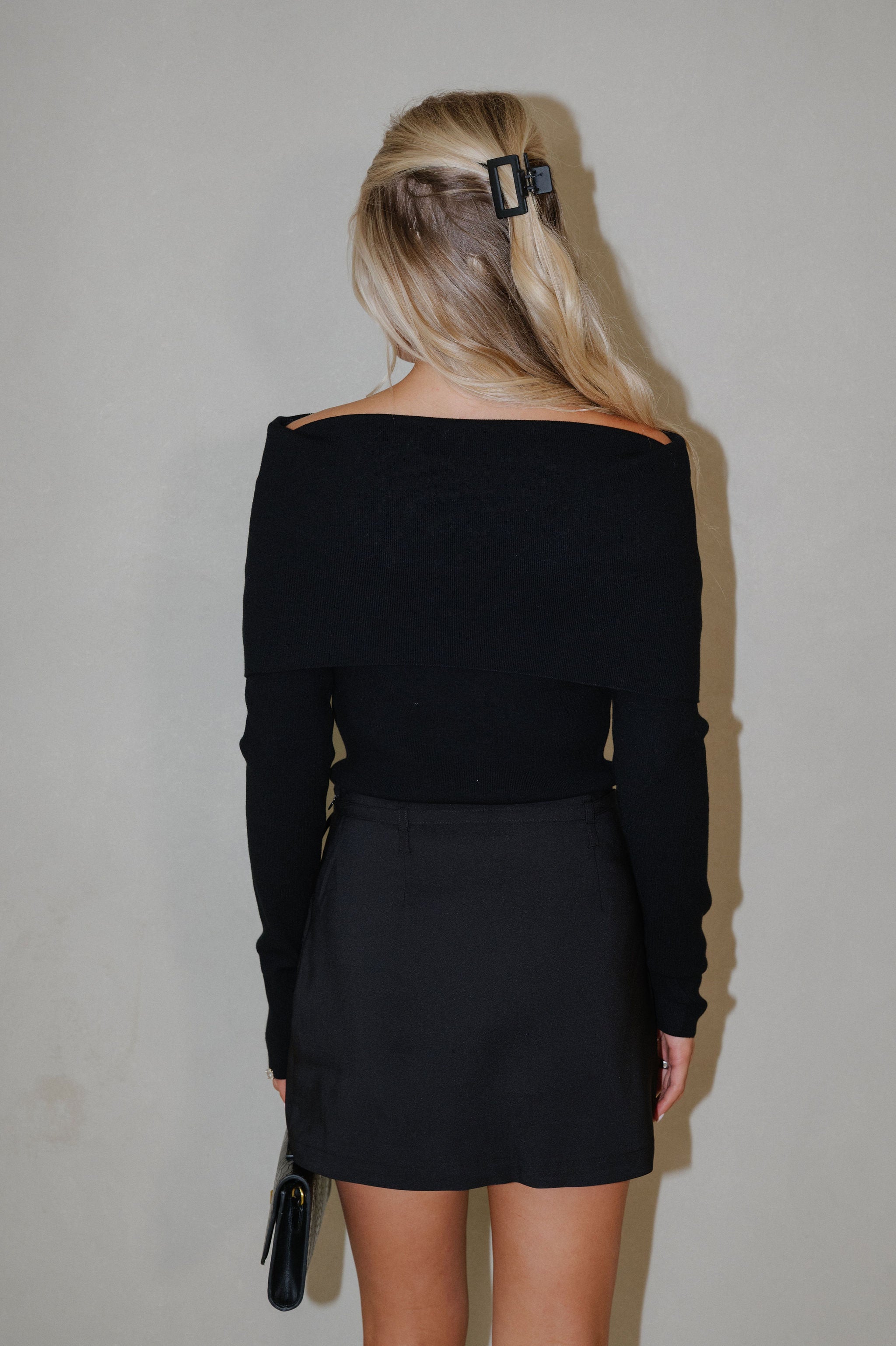 Campbell OTS Sweater-Black
