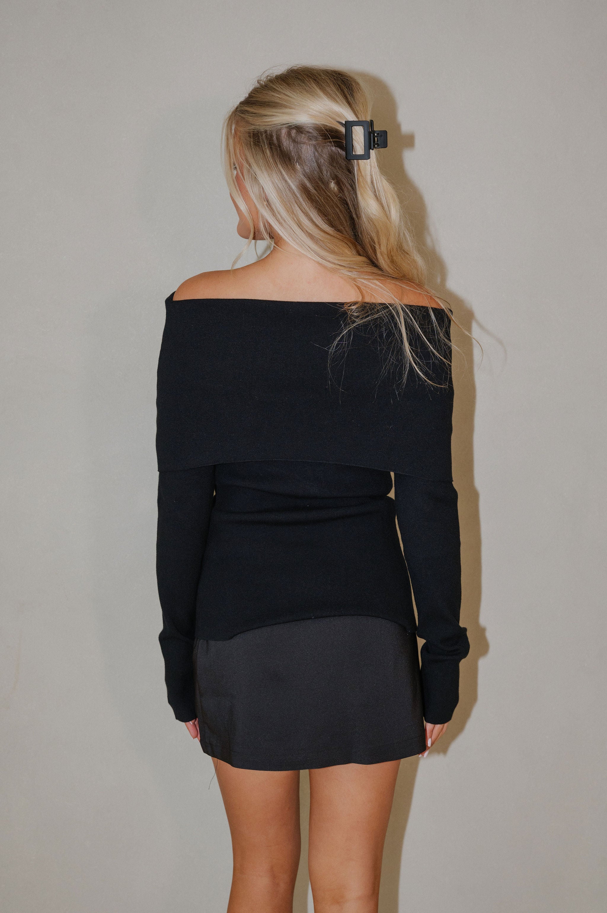 Campbell OTS Sweater-Black
