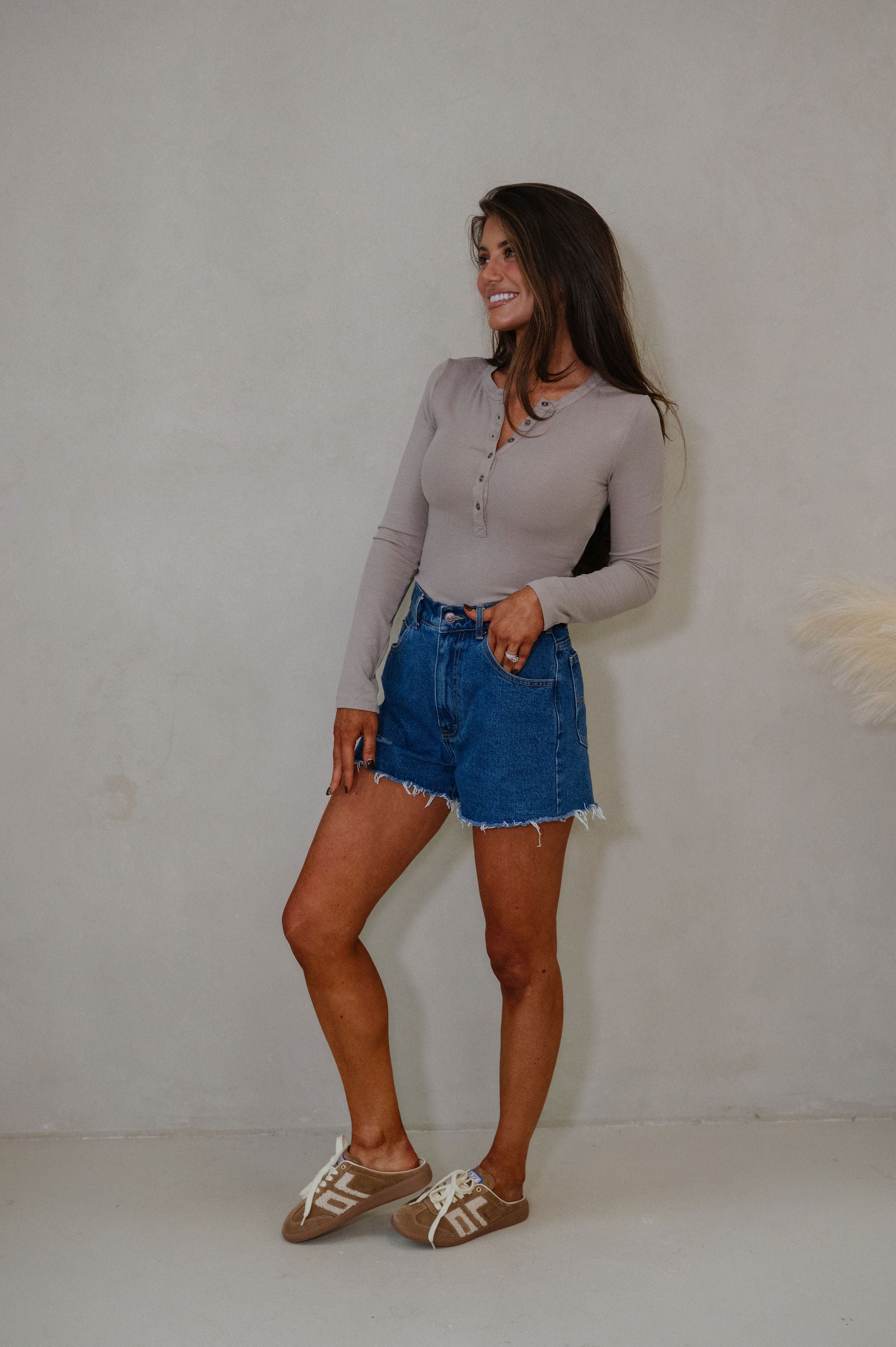 Lucy Ribbed Henley-Mocha