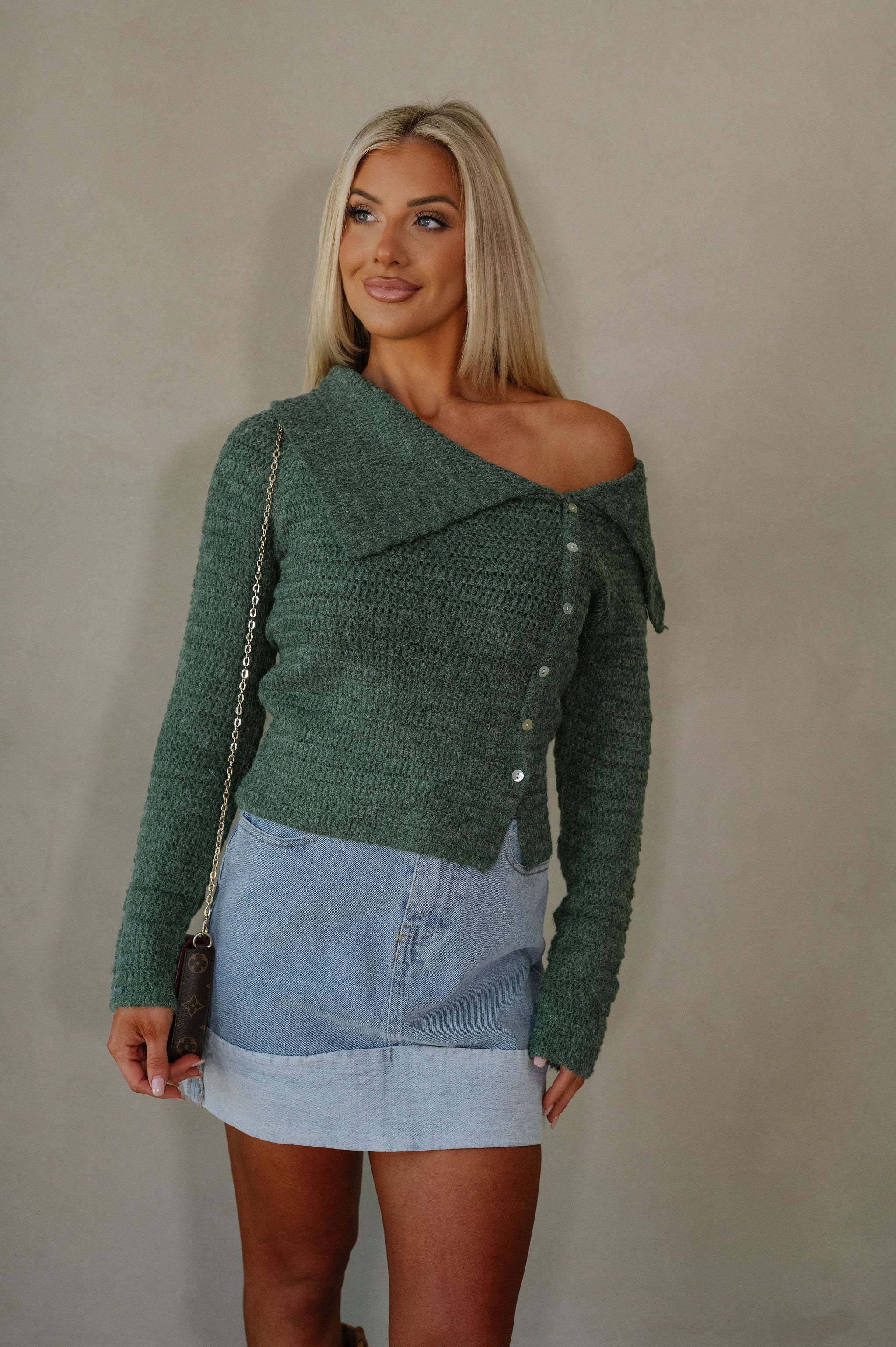 Tobie OTS Sweater Top-Olive