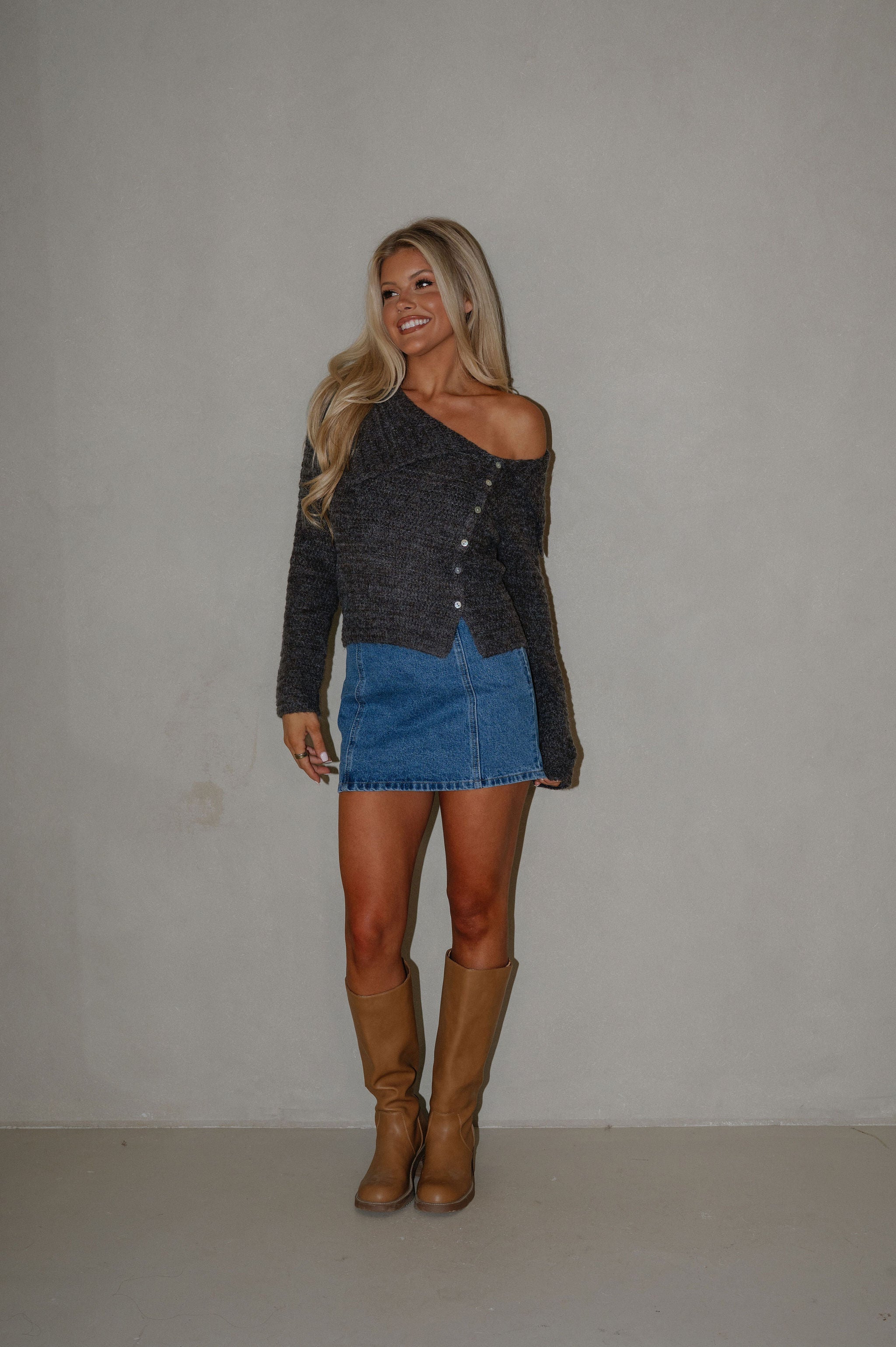 Tobie OTS Sweater Top-Charcoal