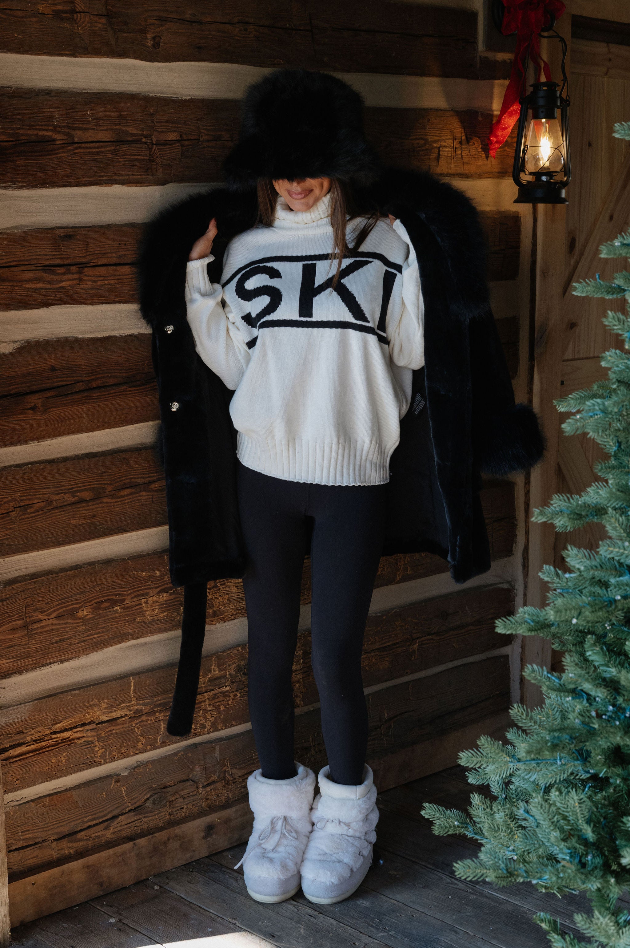 Ski Turtleneck Sweater-Off White