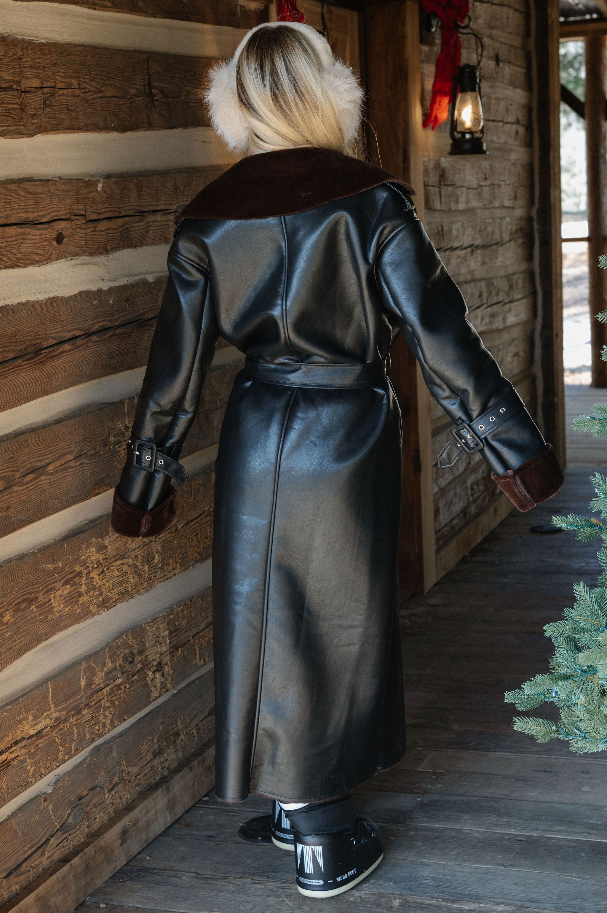 Delaney Faux Fur Trimmed Coat-Black