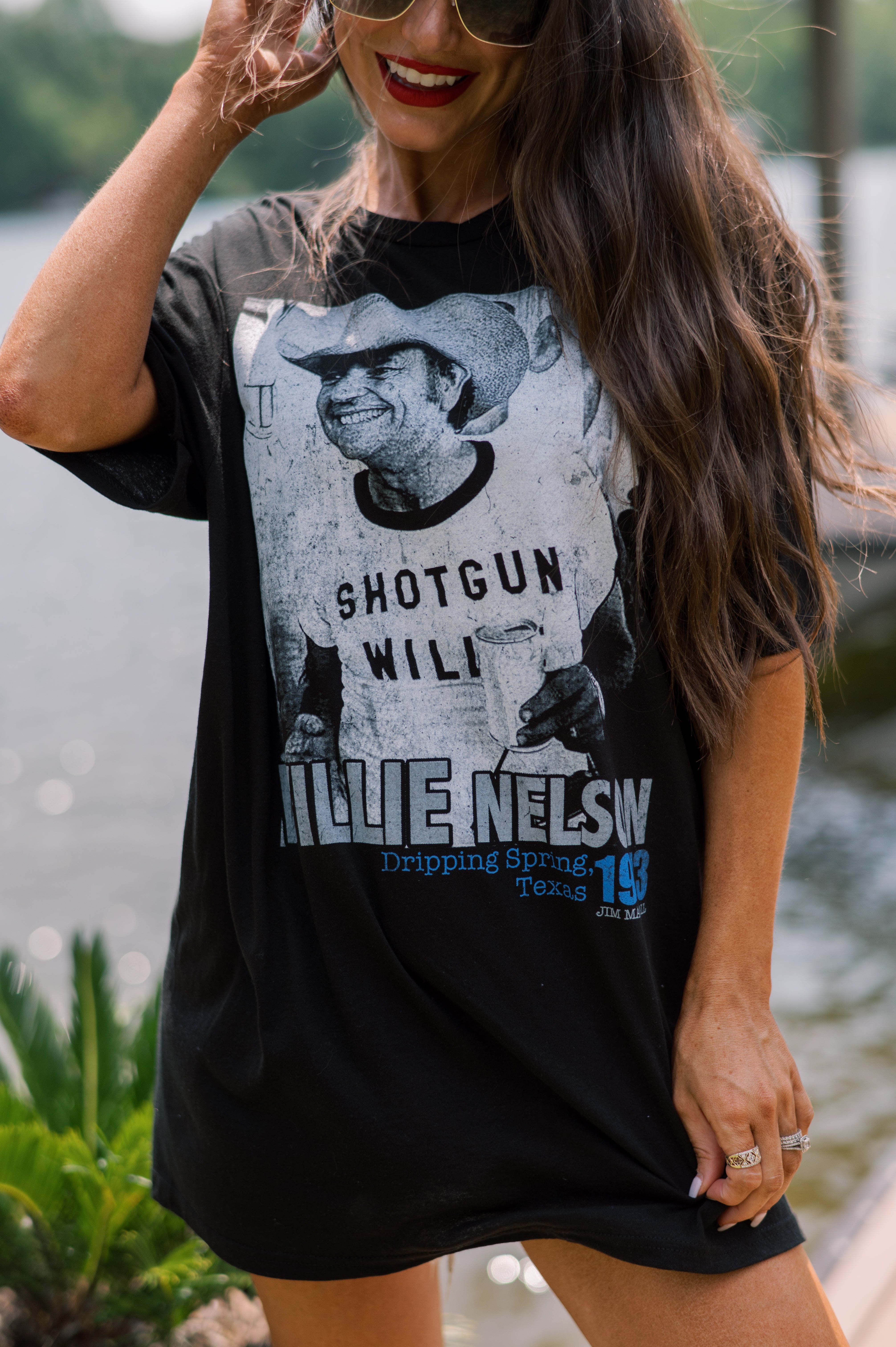 Willie Nelson Graphic Tee-Black