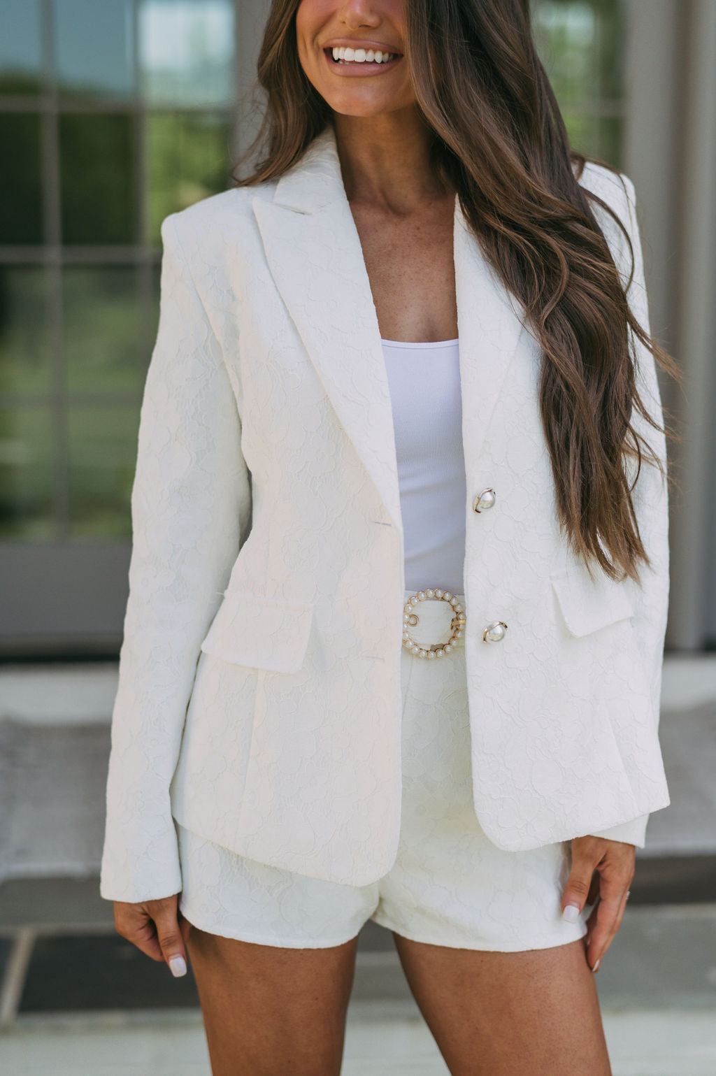 Lace hot sale blazer outfit