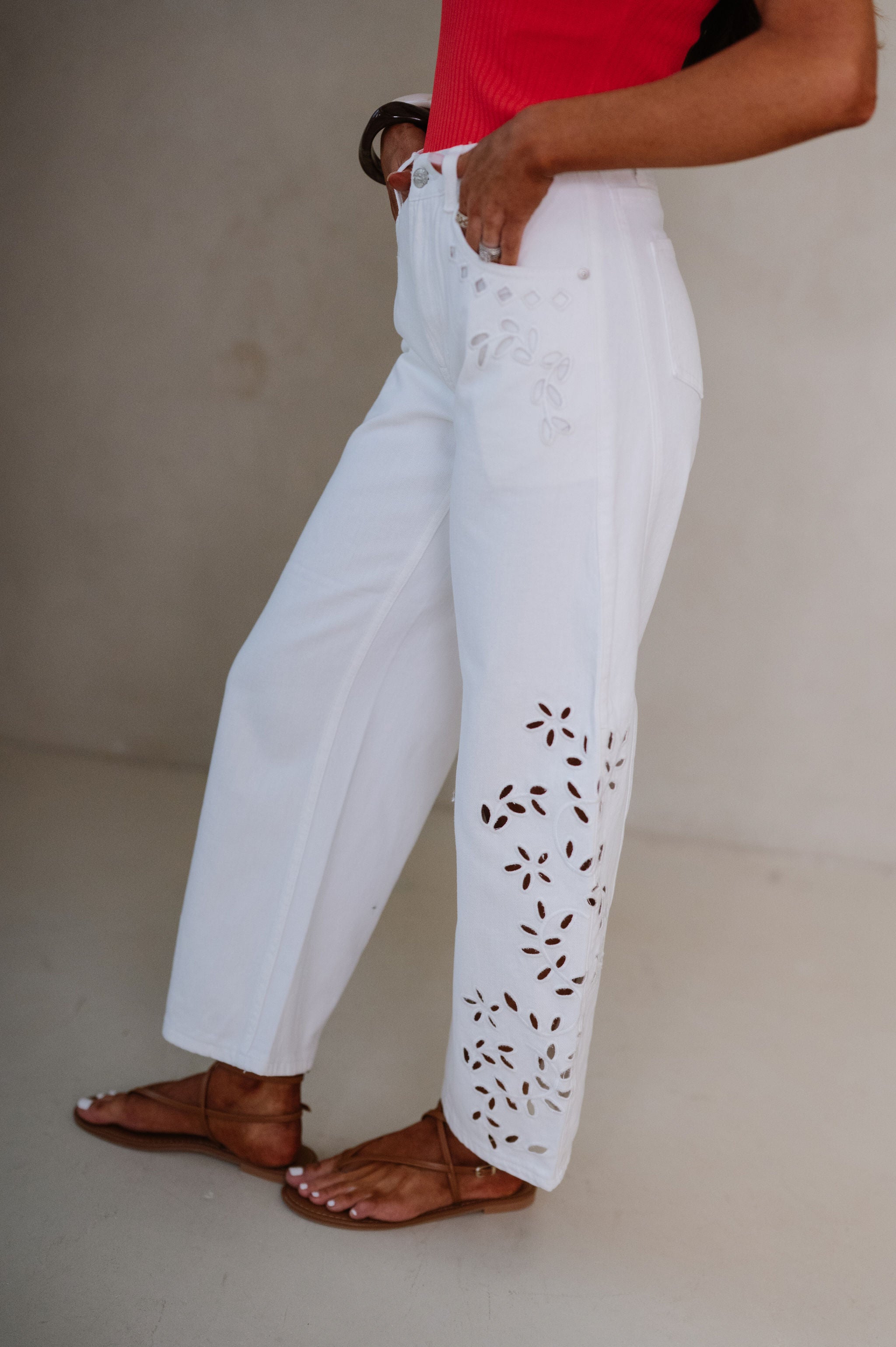 Ruby Embroidered Barrel Jeans-Off White