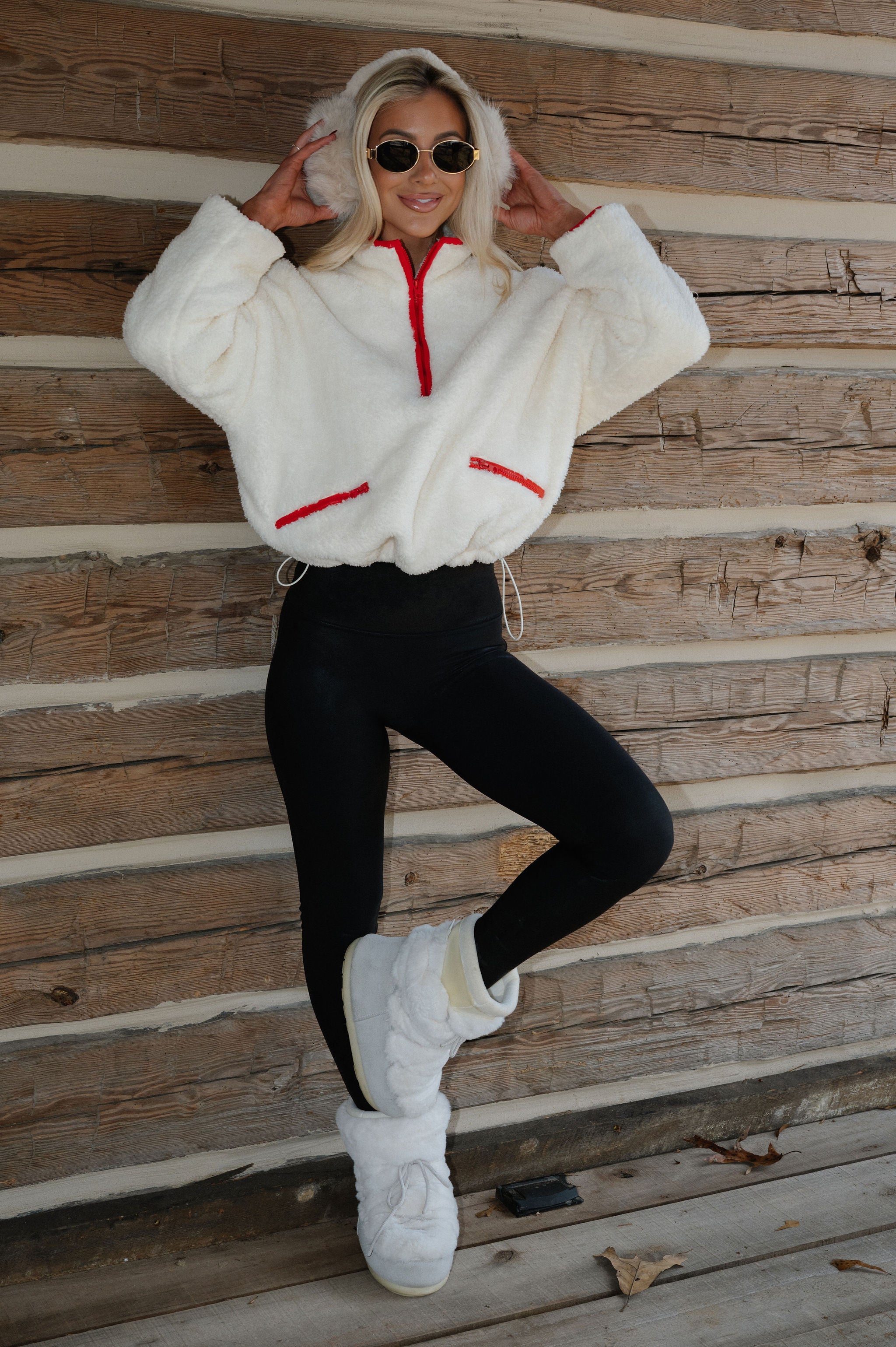 Tate Contrast Pullover-Ivory/Red