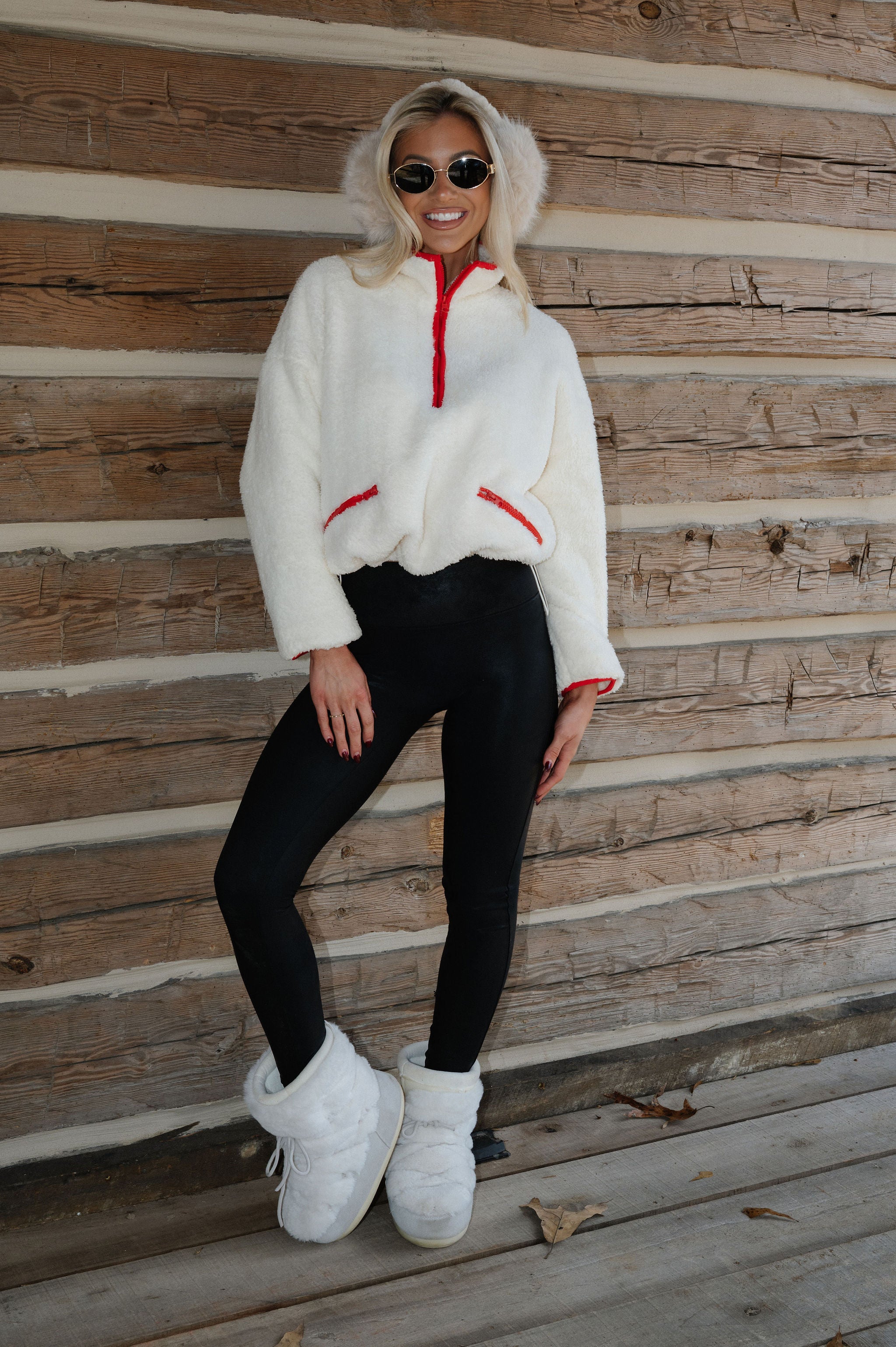 Tate Contrast Pullover-Ivory/Red
