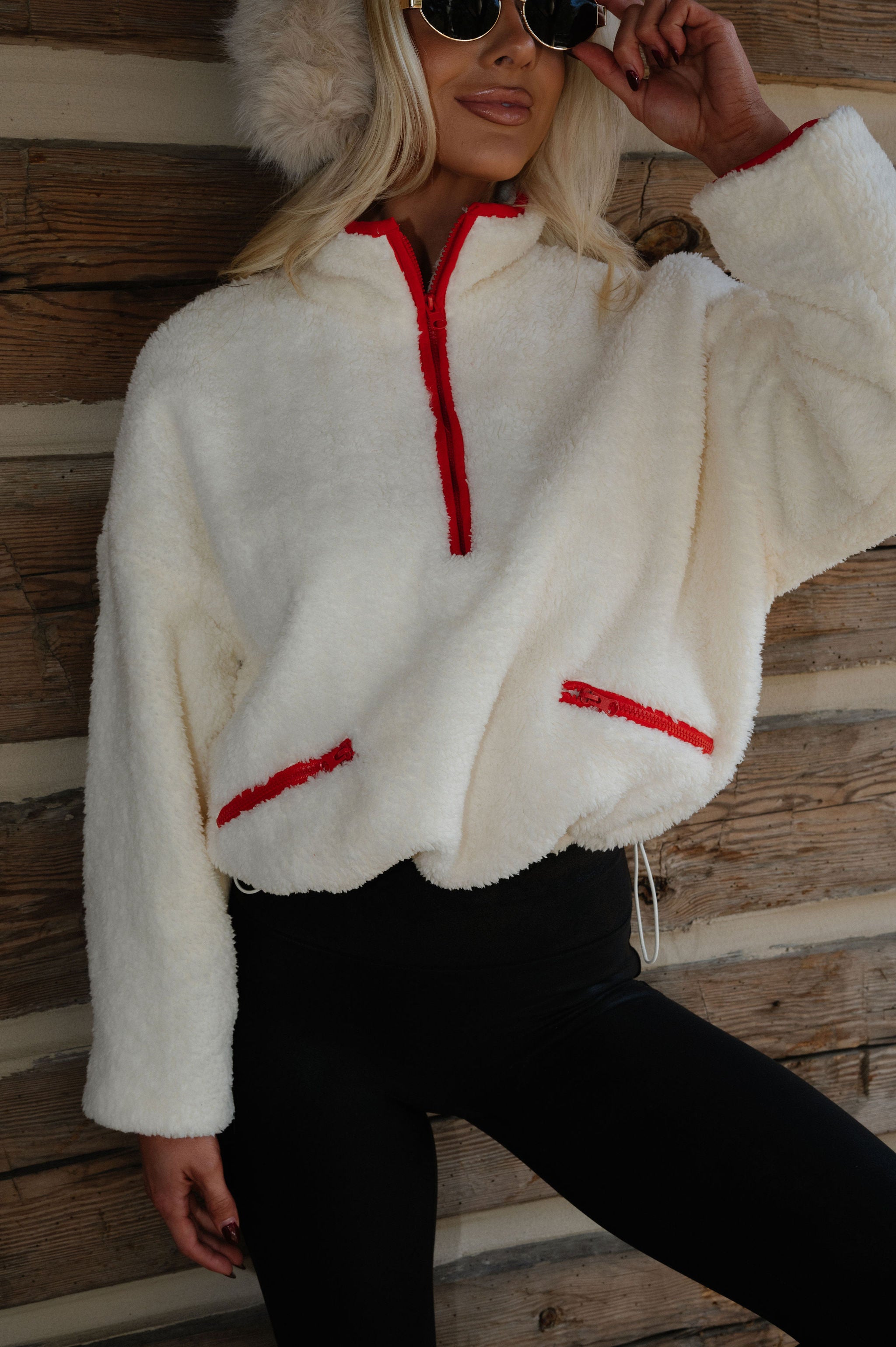 Tate Contrast Pullover-Ivory/Red