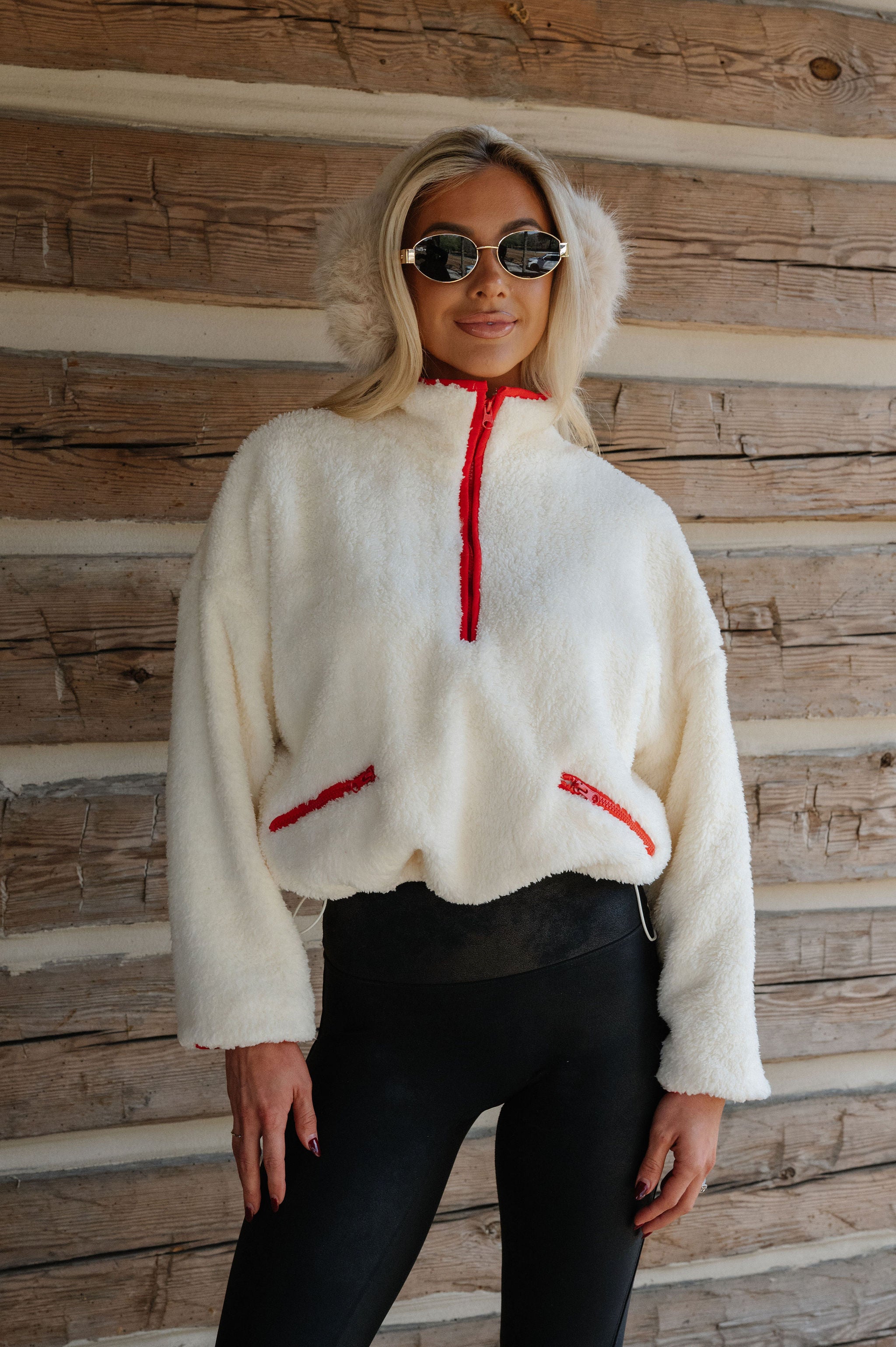 Tate Contrast Pullover-Ivory/Red