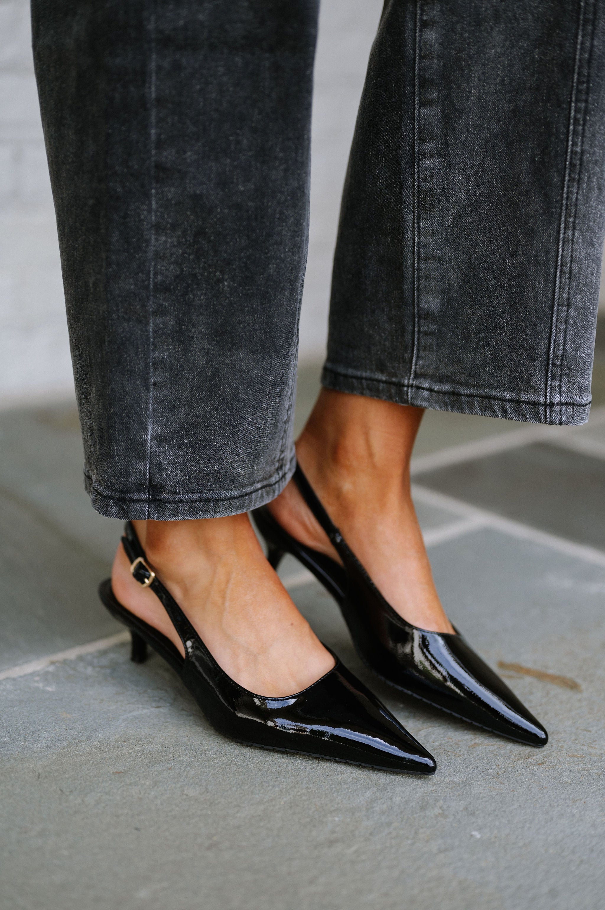 Stile Slingback Pumps- Black