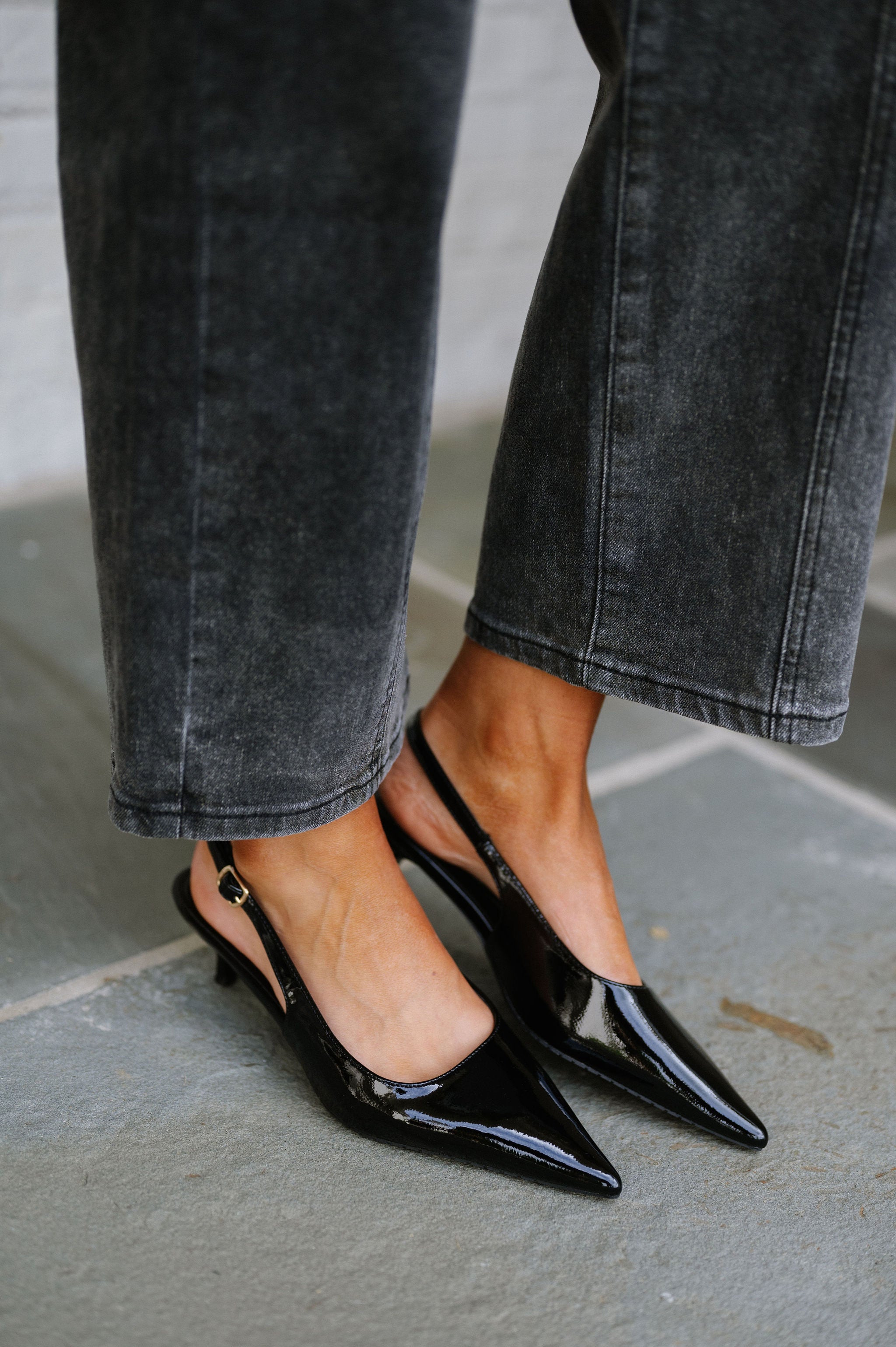 Stile Slingback Pumps- Black