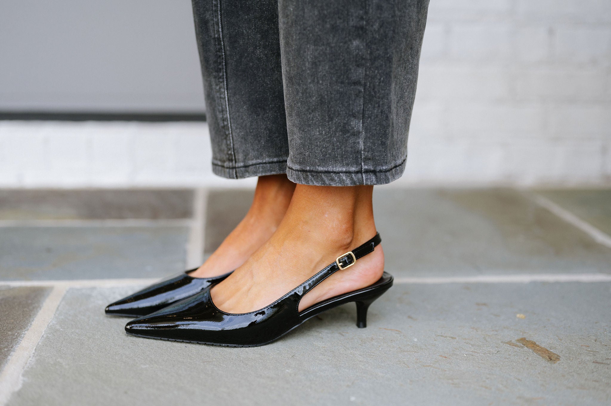 Stile Slingback Pumps- Black