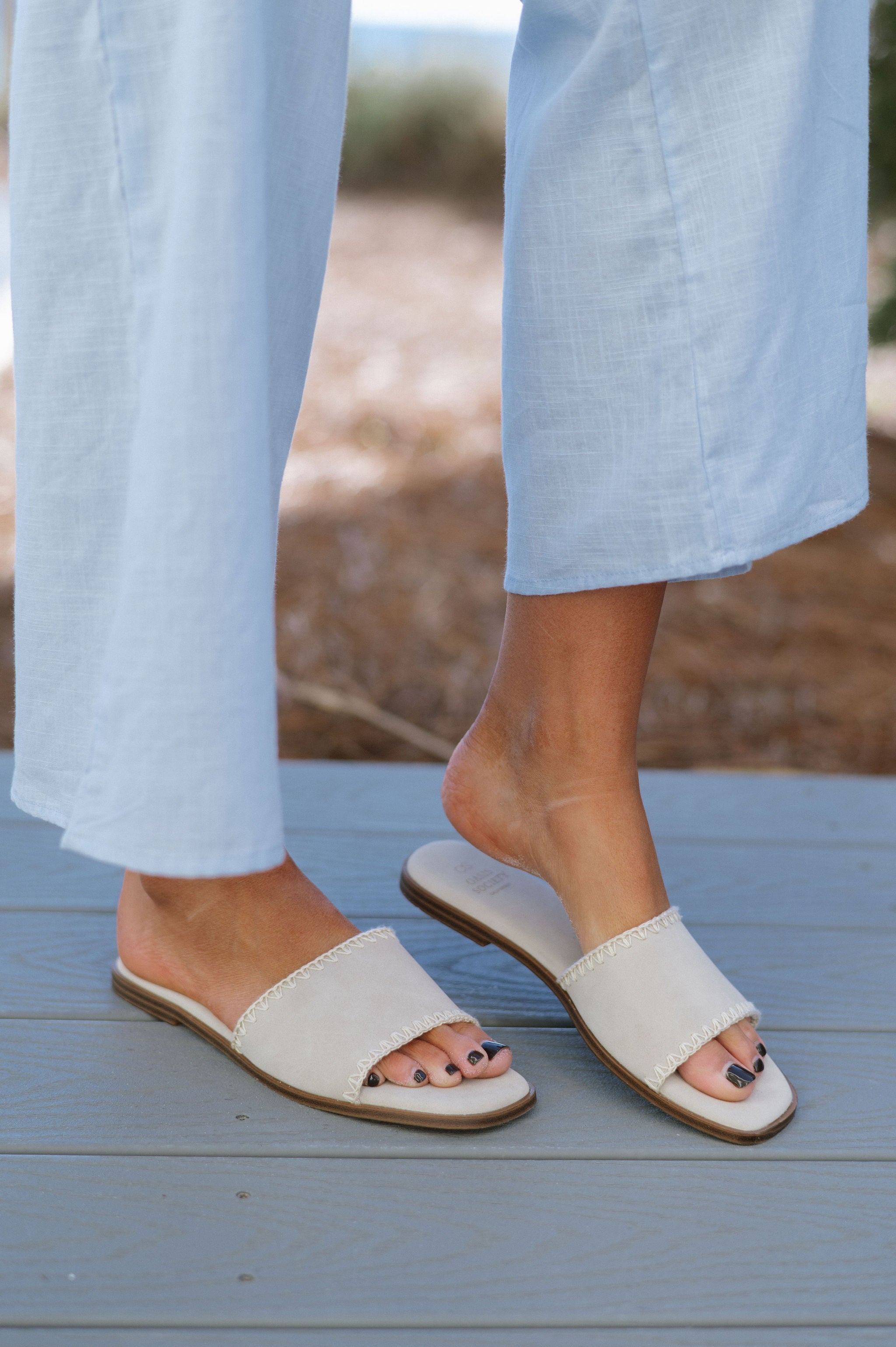 Emmie Sandals-Light Grey