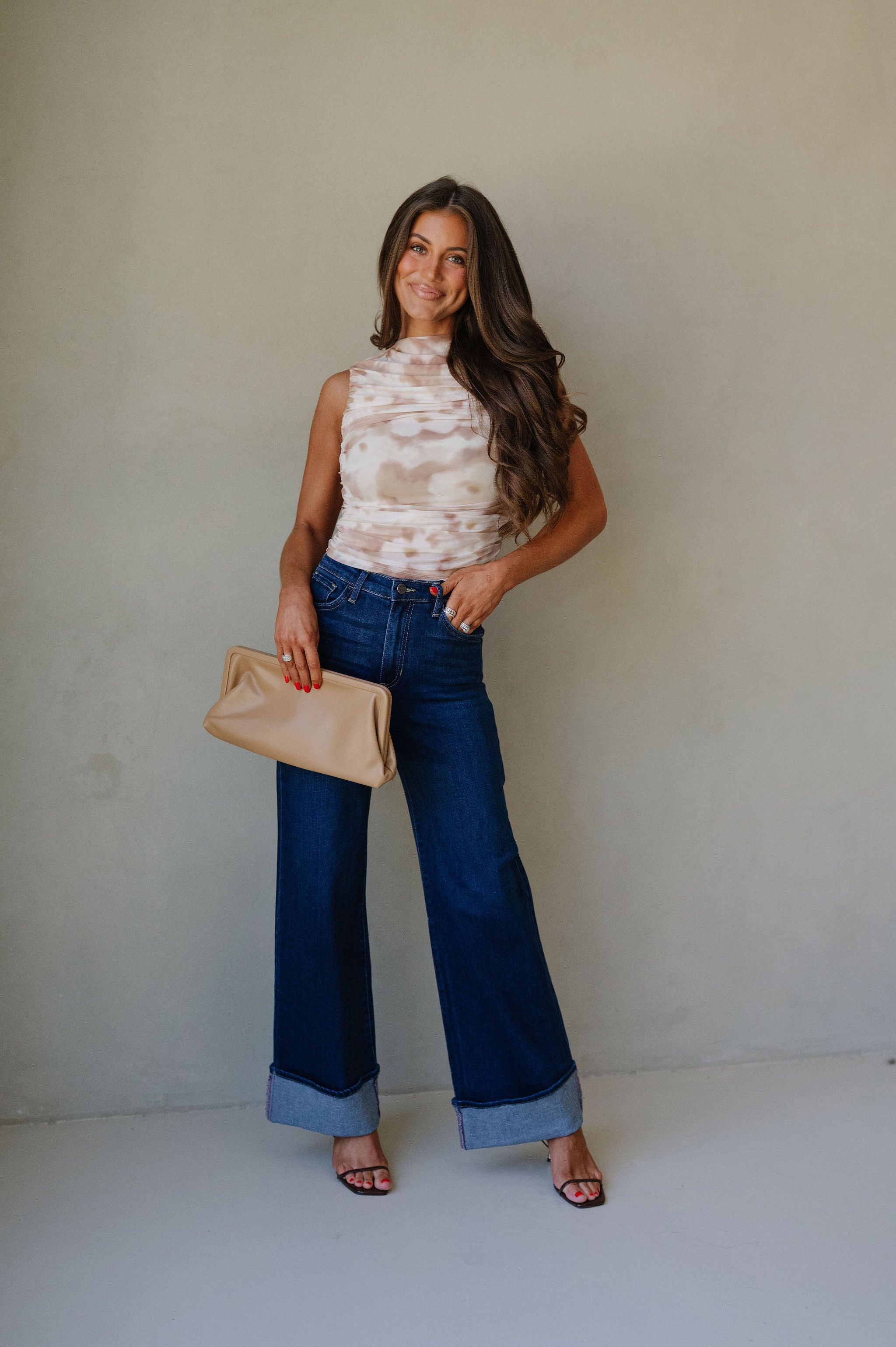 Sleeveless Mesh Top-Brown