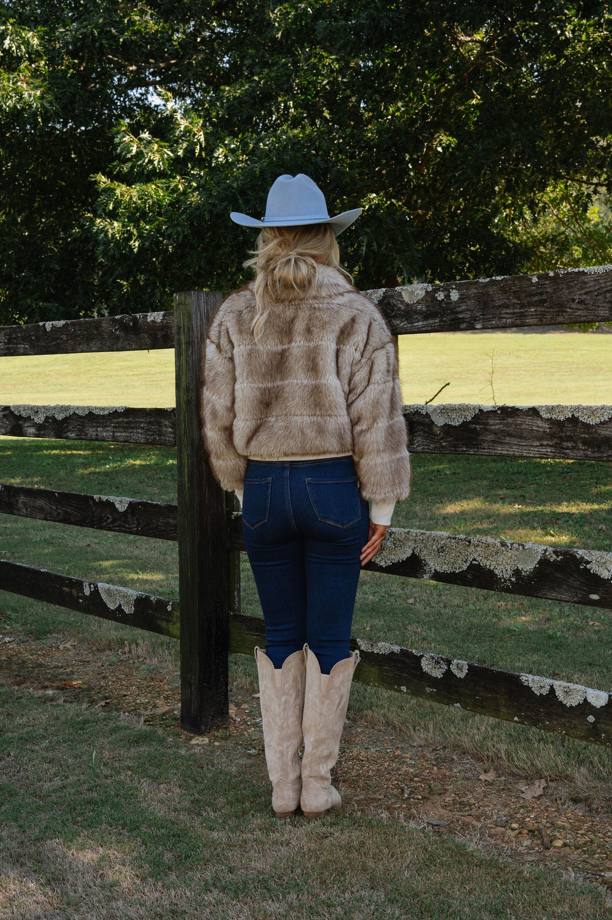 Mia Faux Fur Jacket-Taupe