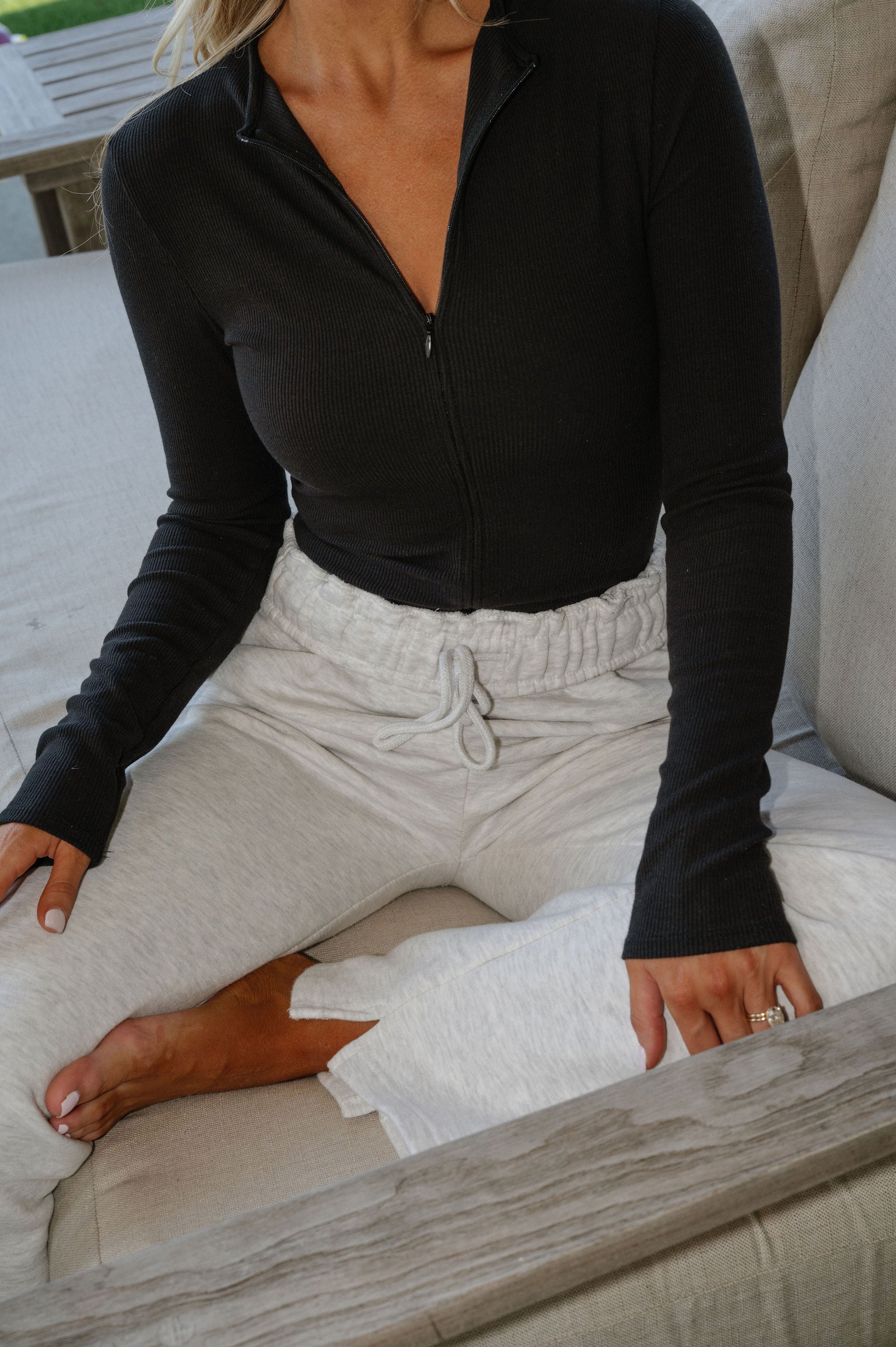 Basic Front Zip Bodysuit-Black