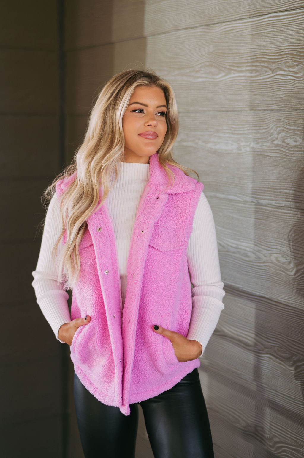 Pocketed Teddy Vest-Pink