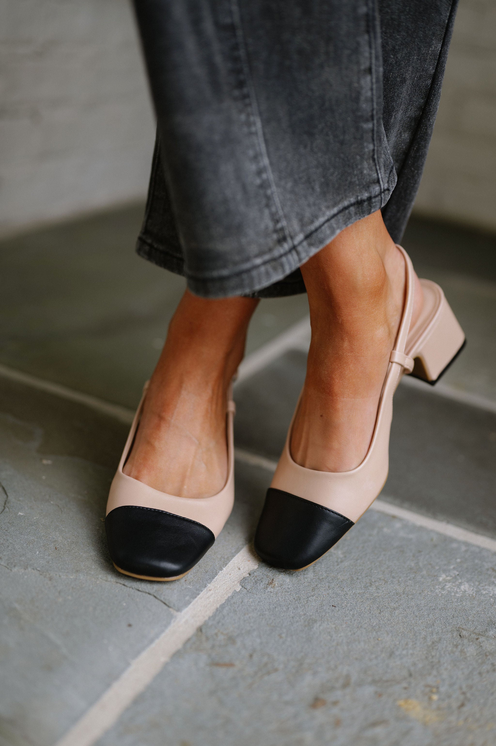 Venue Slingback Pumps- Nude