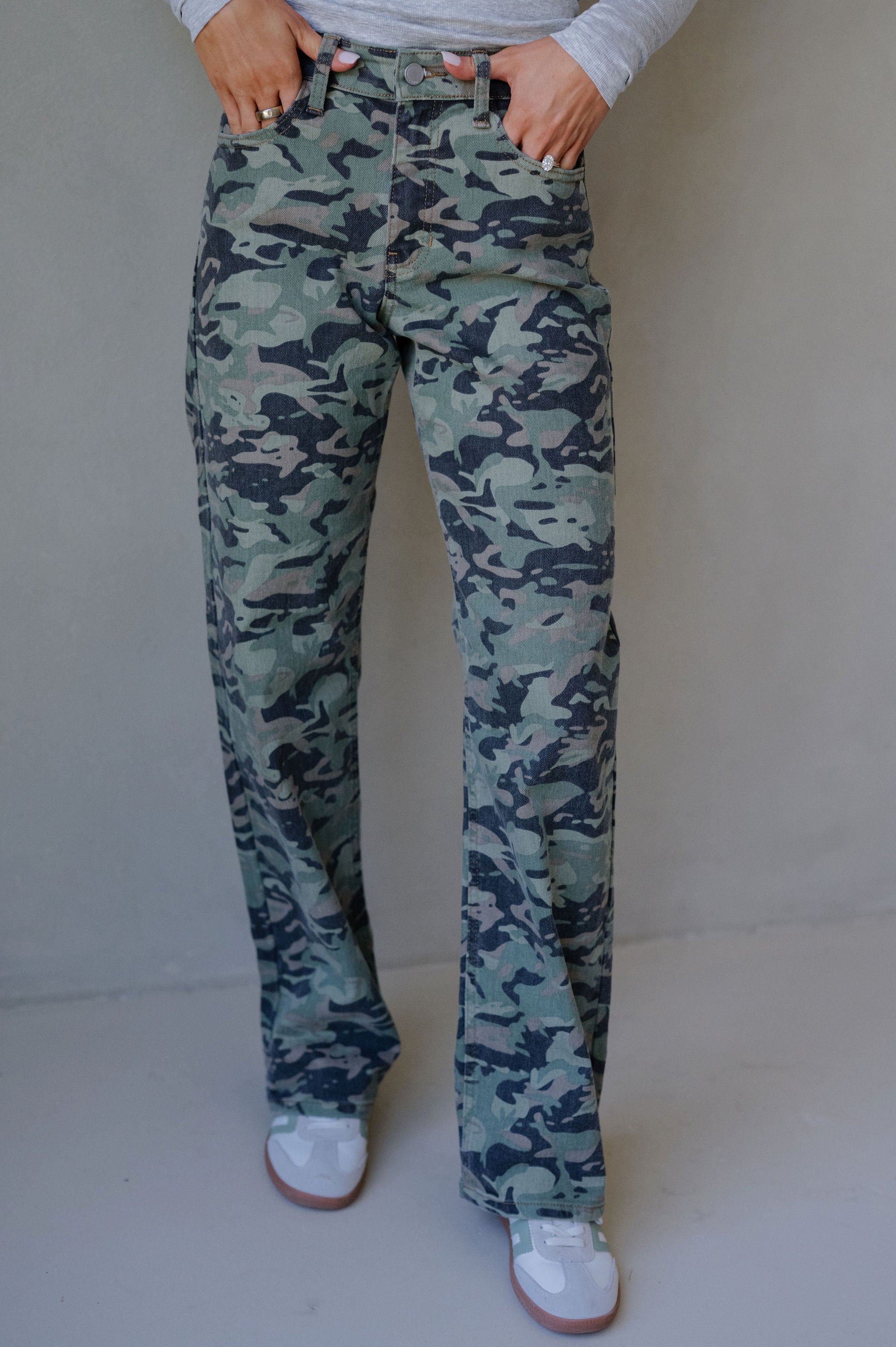Straight Leg Jeans-Camo