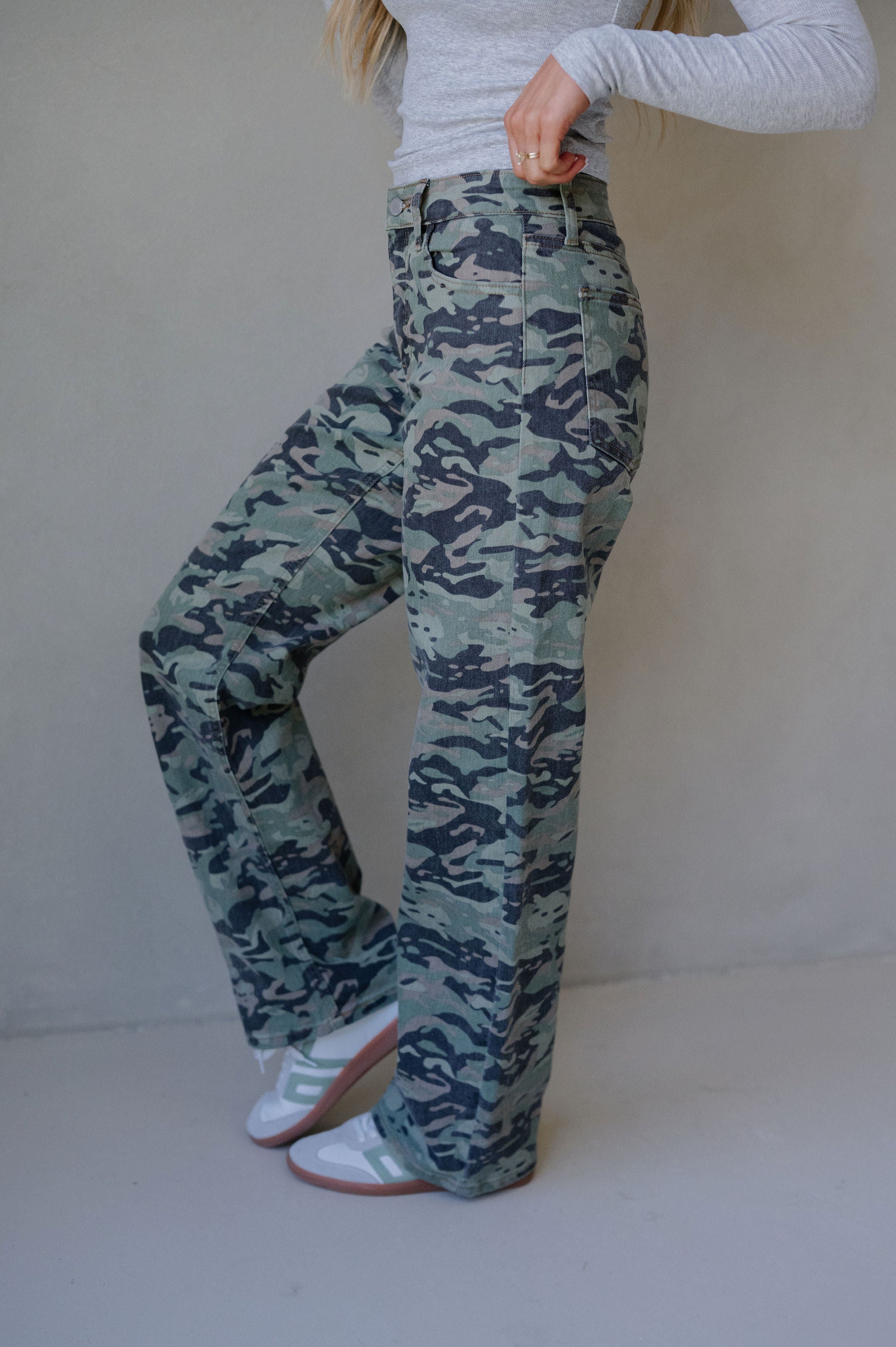 Straight Leg Jeans-Camo