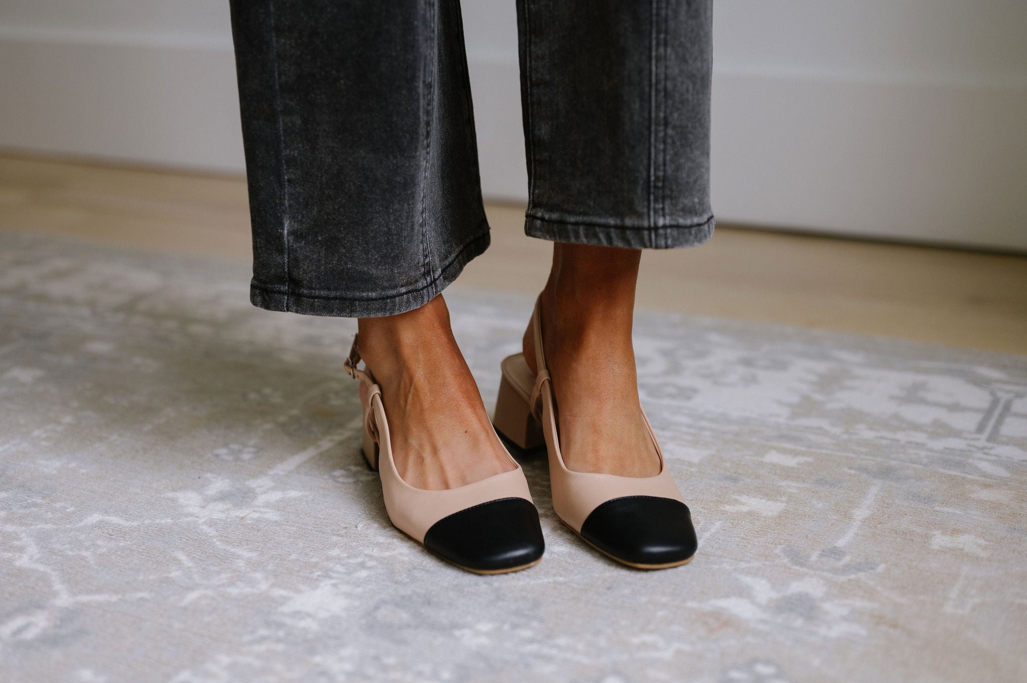 Venue Slingback Pumps- Nude