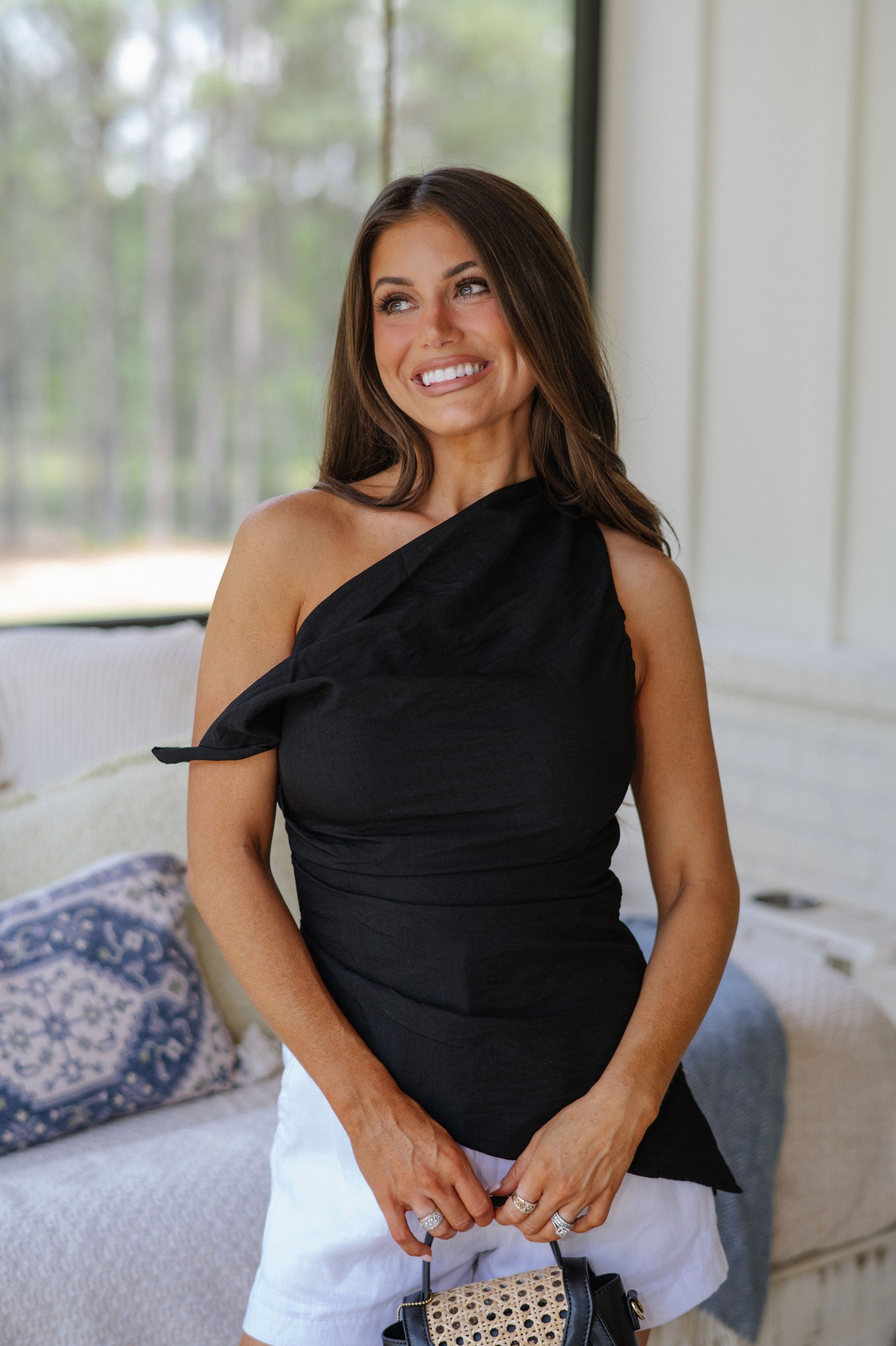 Von Asymmetrical Top-Black