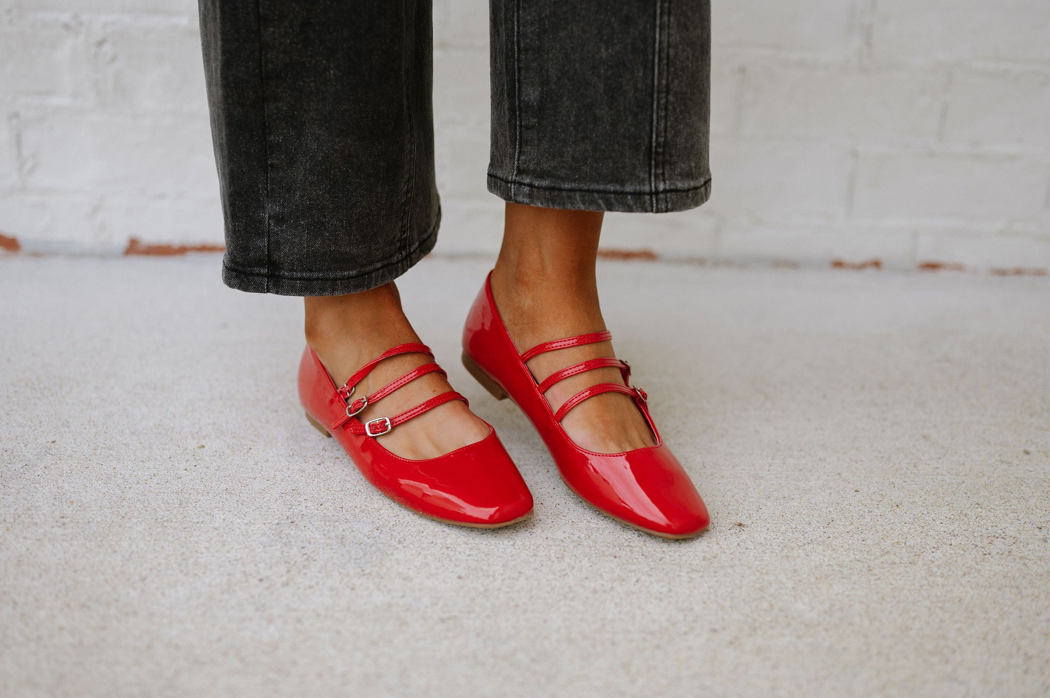 Layne Flats-Red