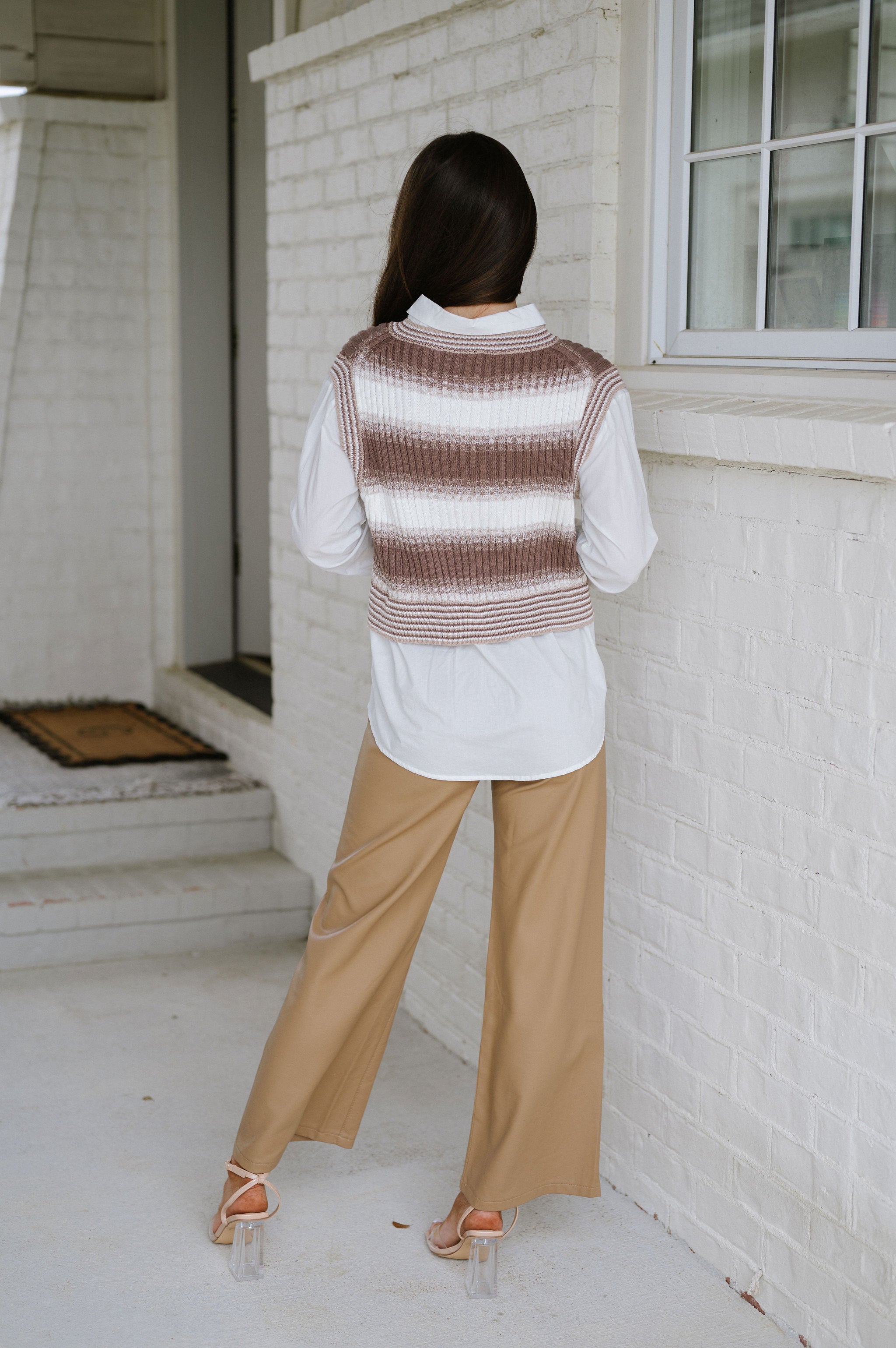 Roy Vest Sweater Top-White/Brown