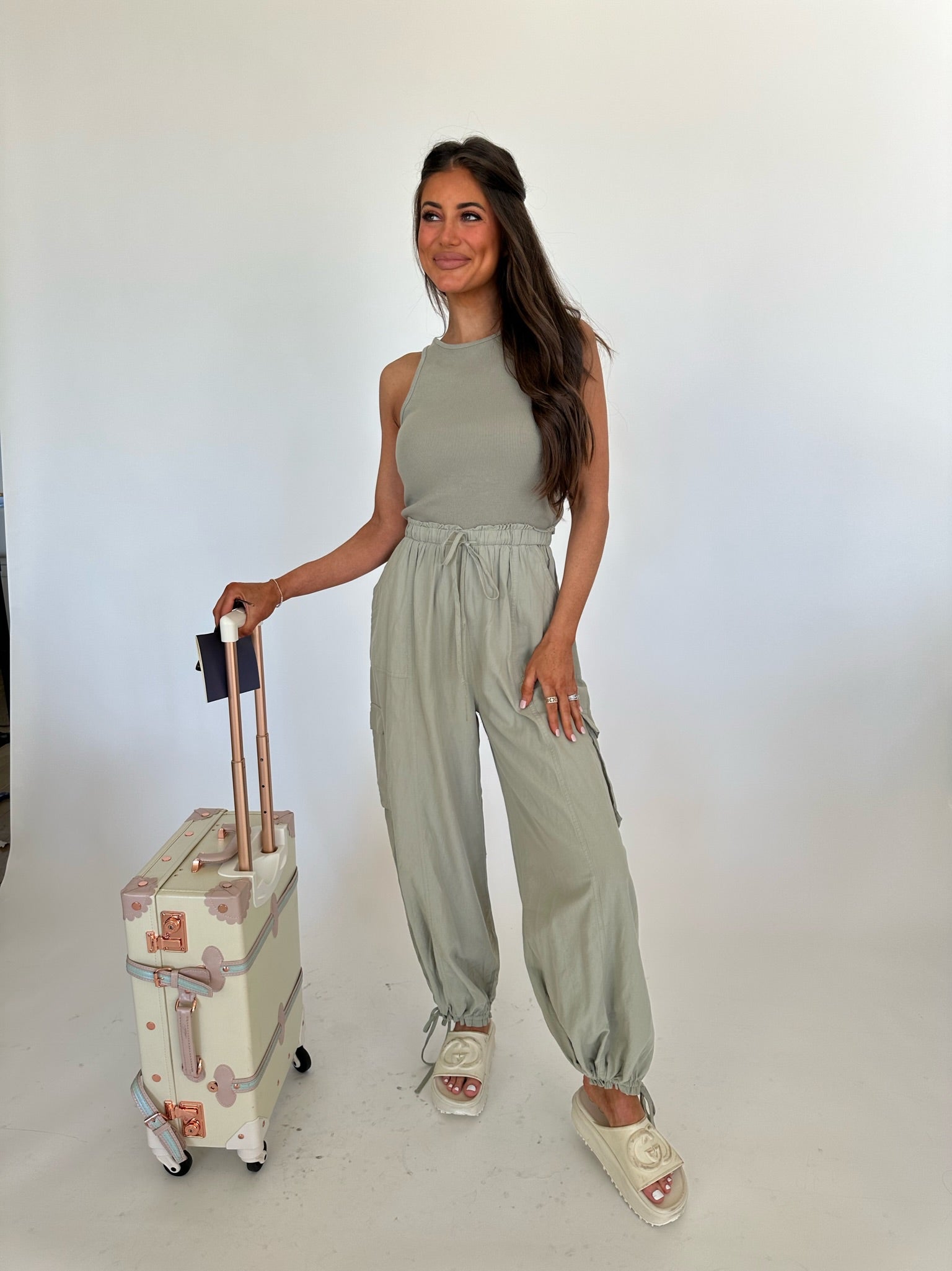 Contrasted Cargo Jumpsuit-Olive