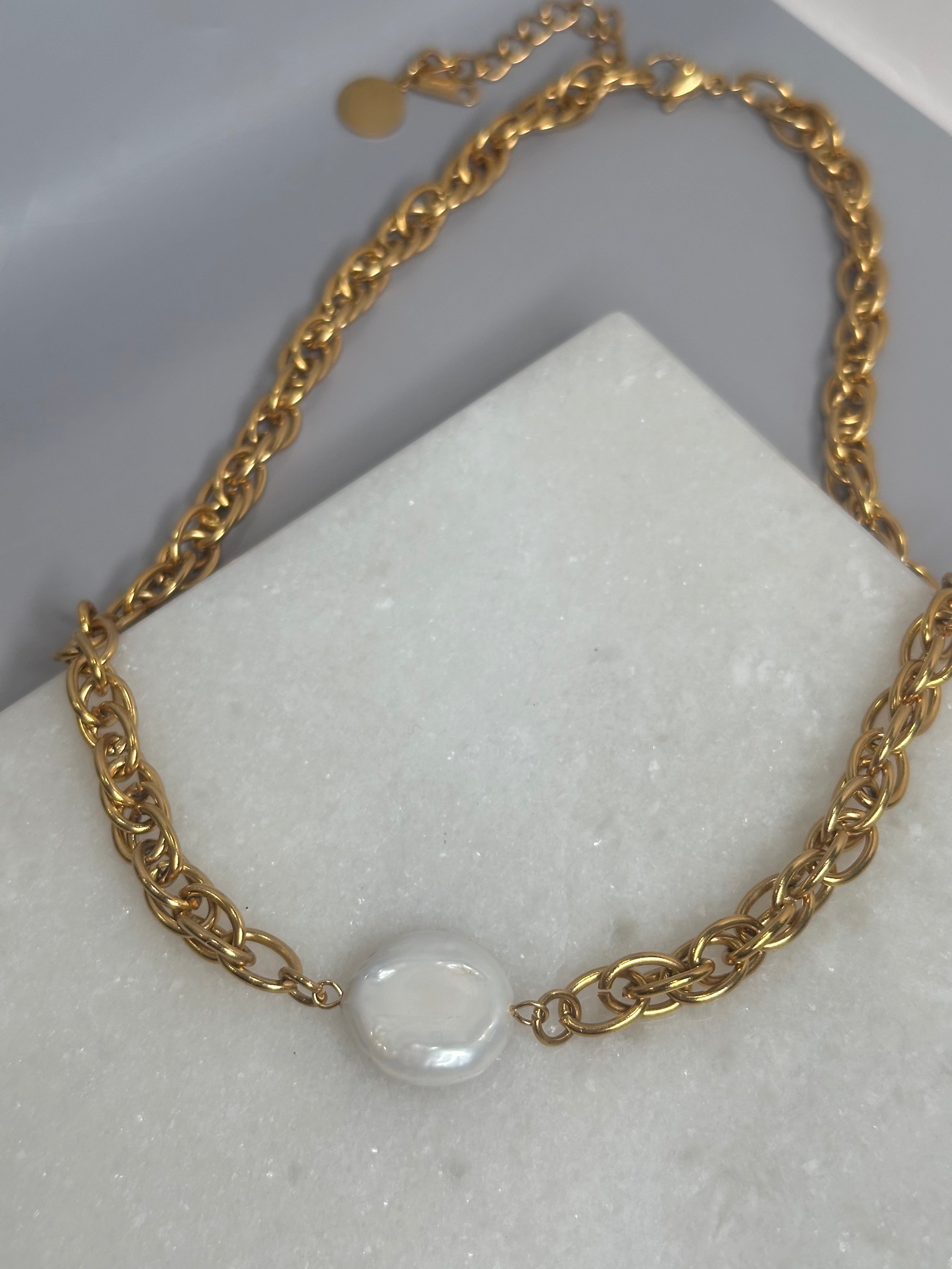 Sable Necklace