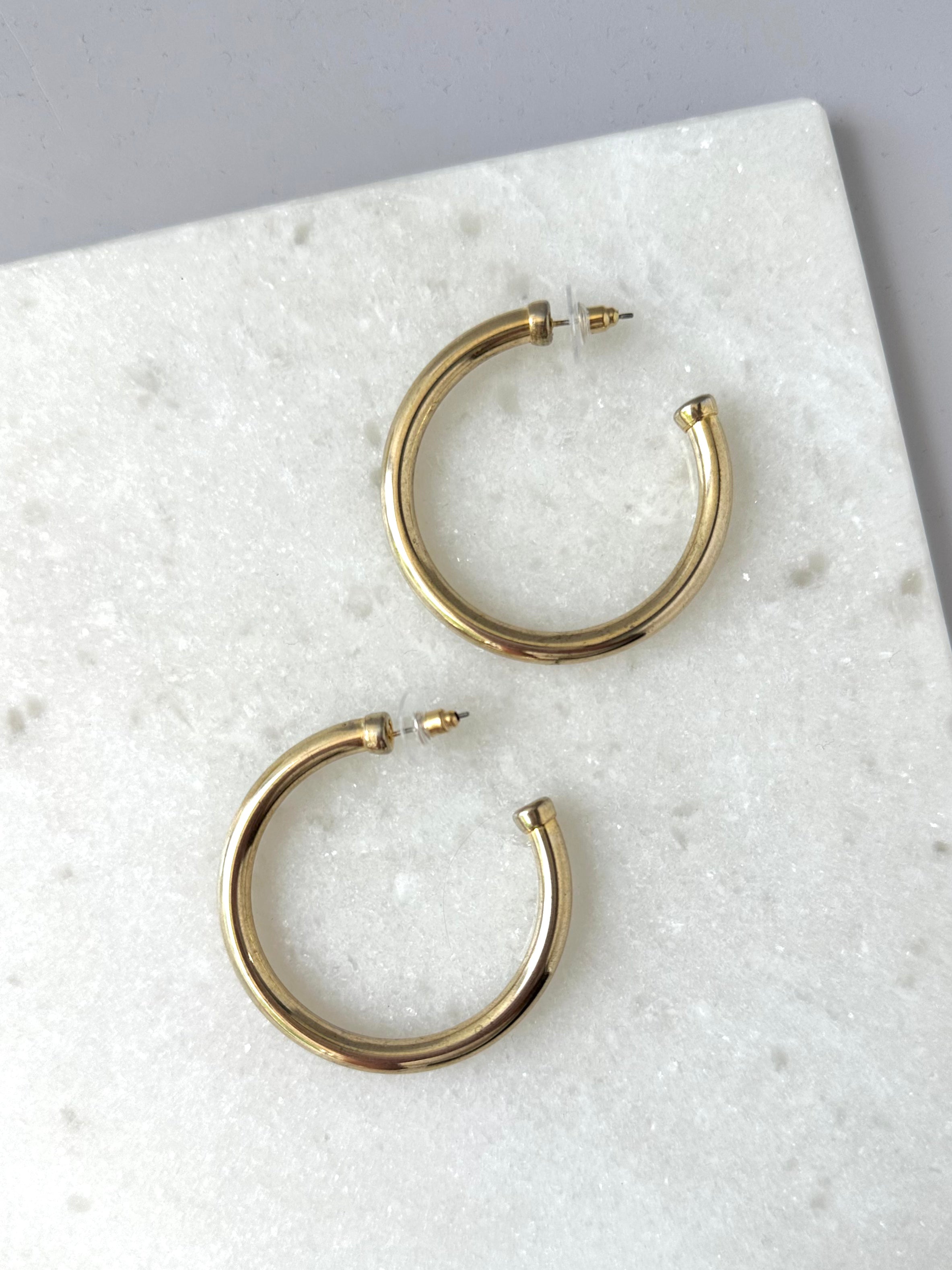 Roxie Gold Hoop