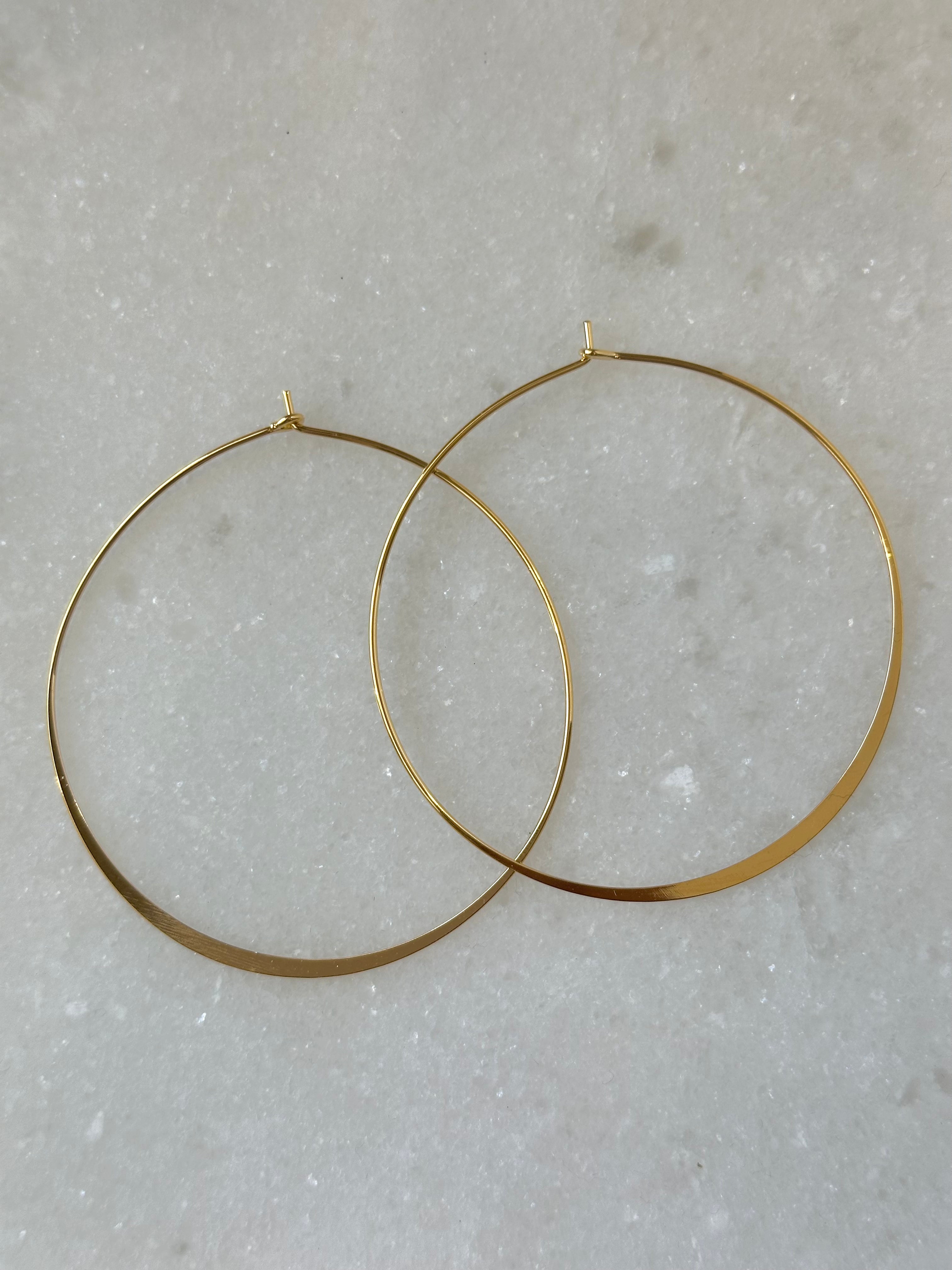 Rea Flat Hoops- Gold