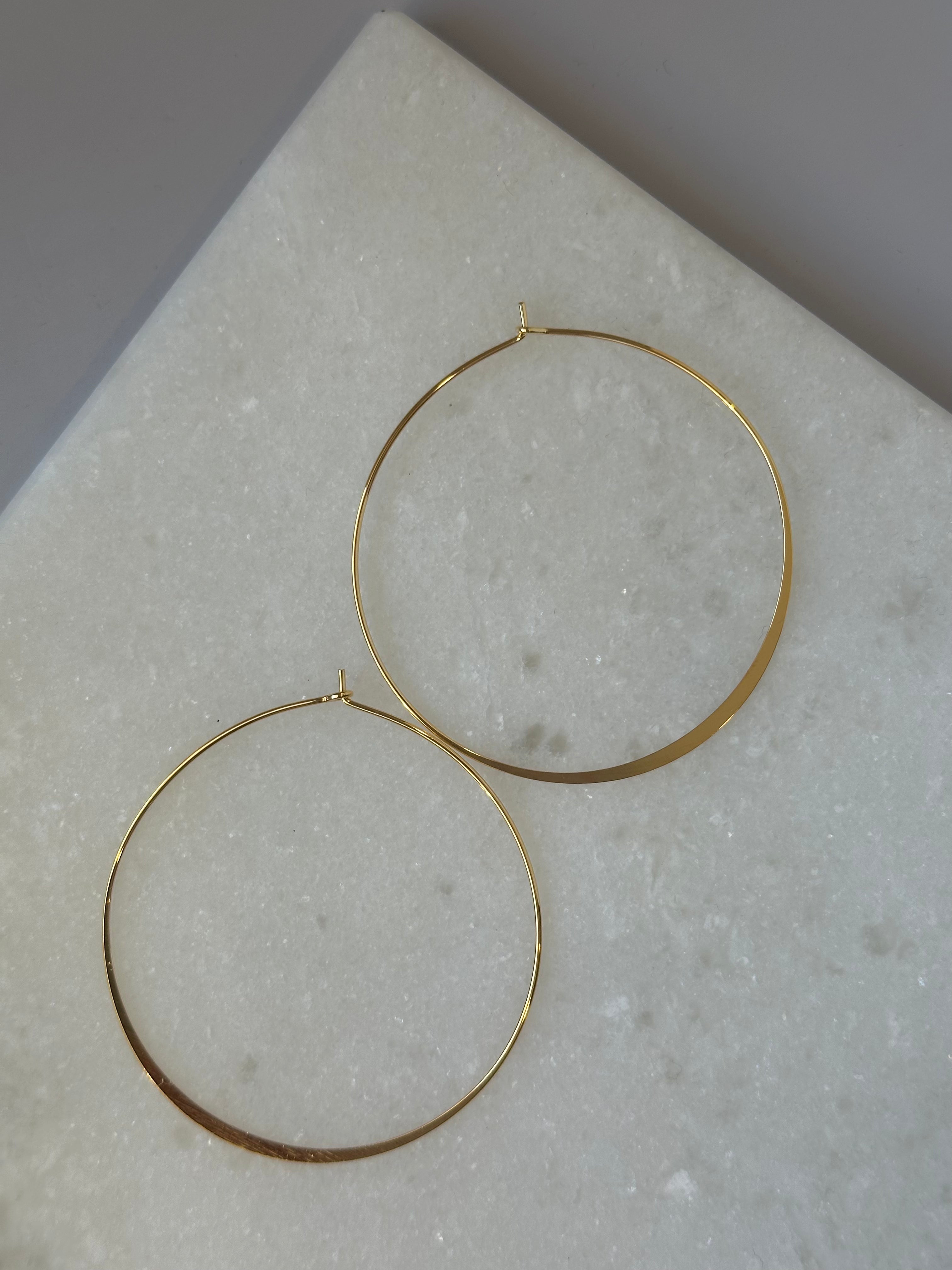 Rea Flat Hoops- Gold