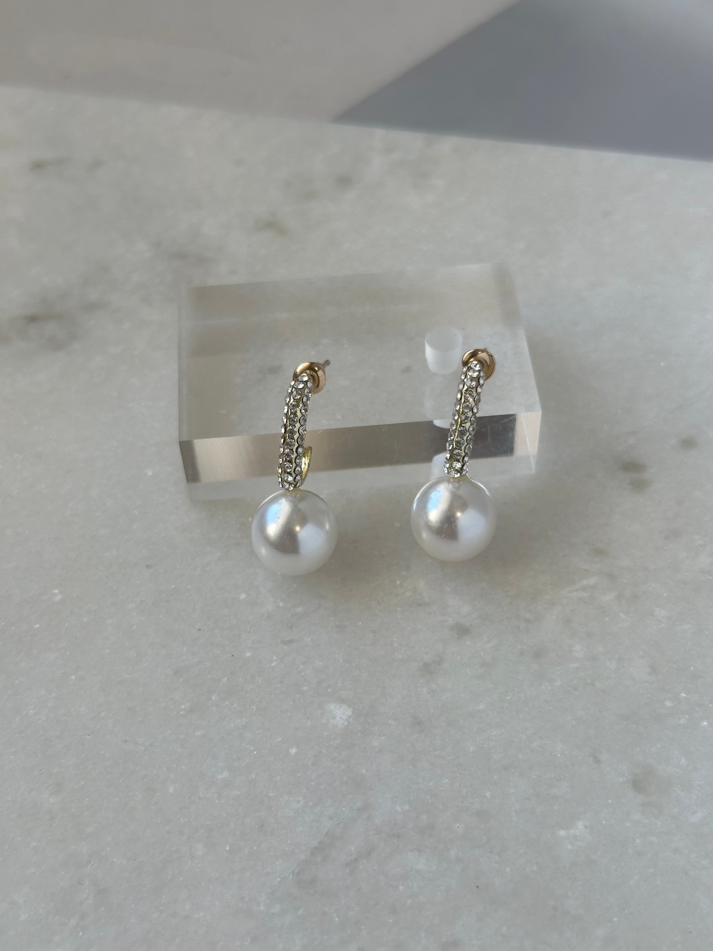 Railey Pearl Earrings