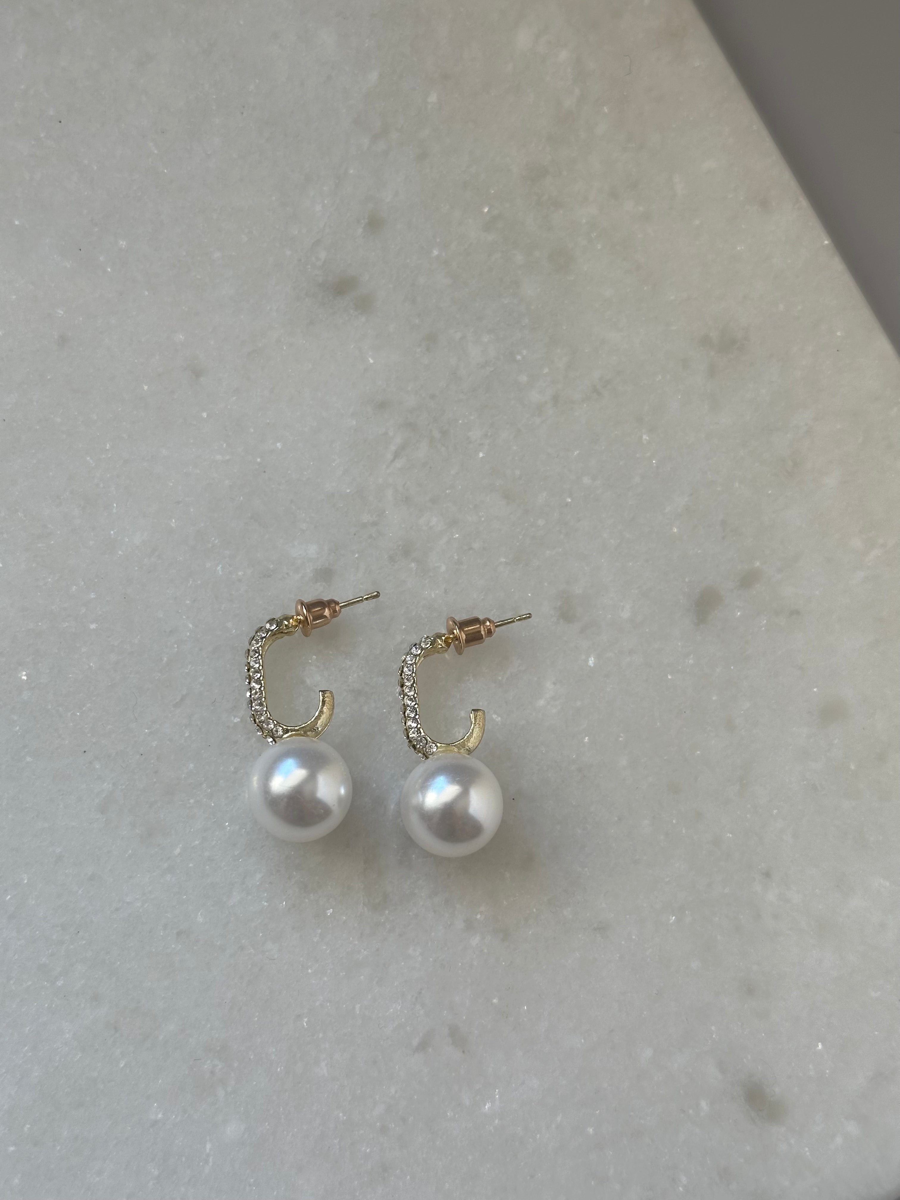 Railey Pearl Earrings