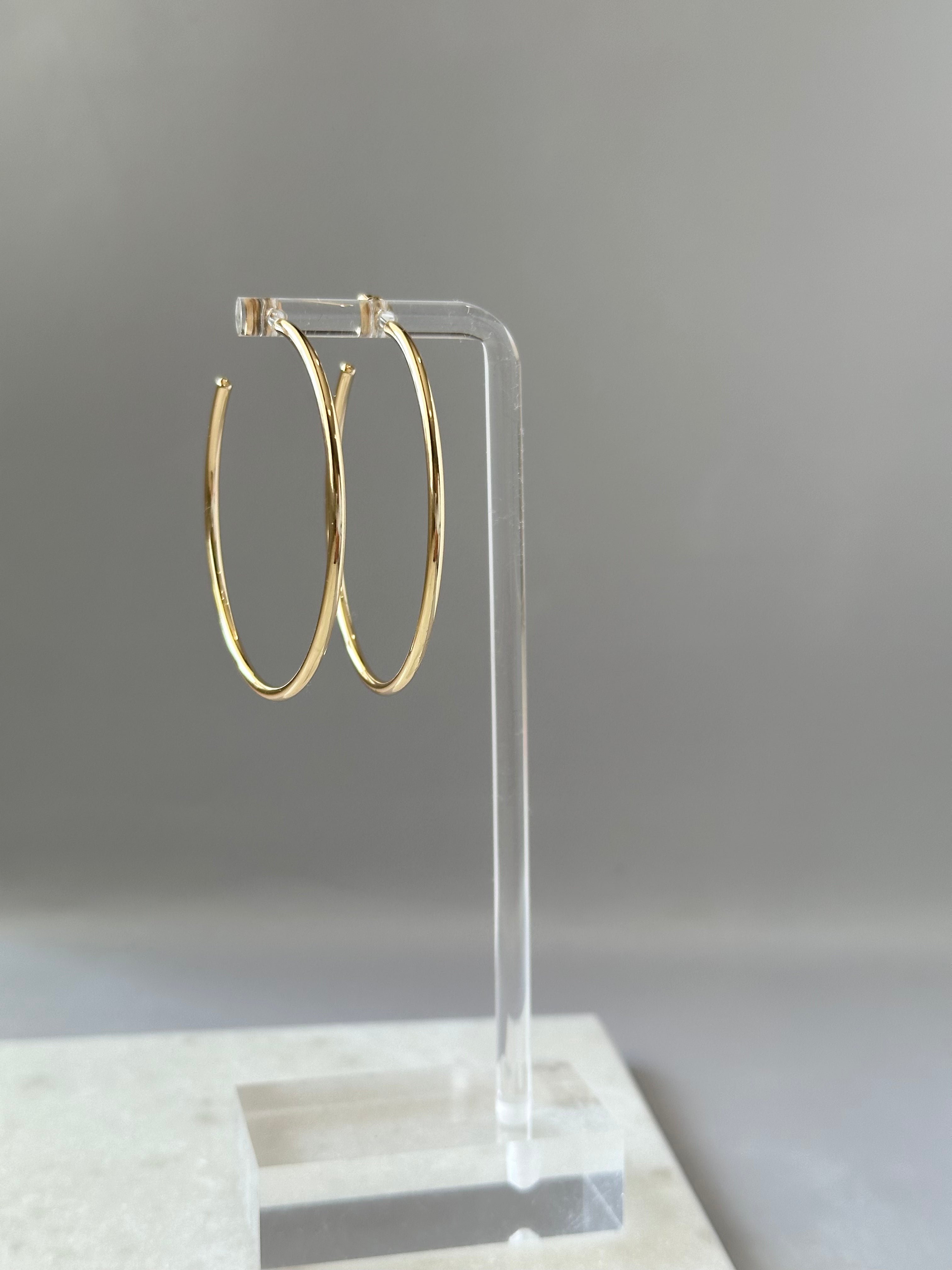 Perfect Gold Hoop