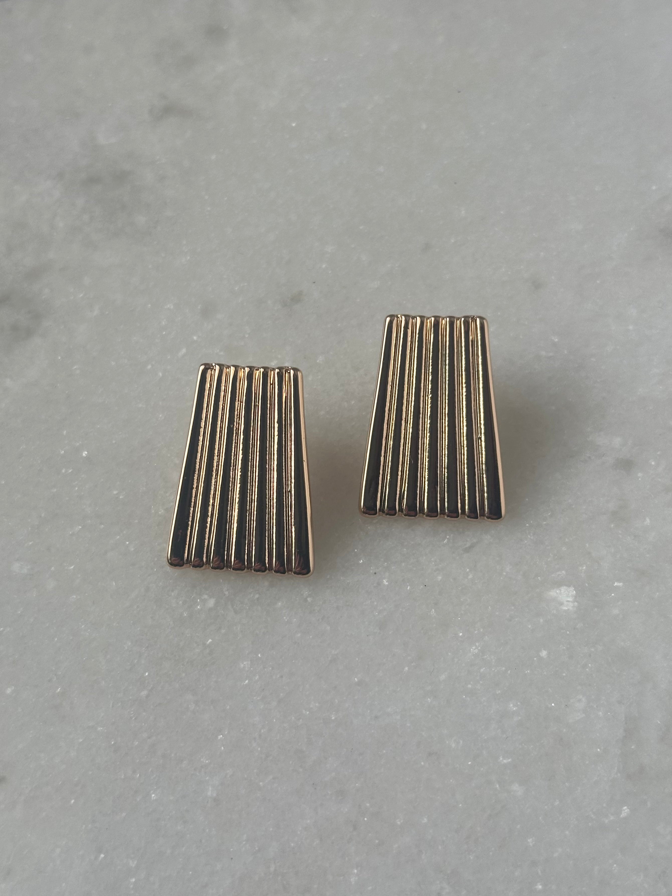 Rectangle Textured Stud Earring - Gold