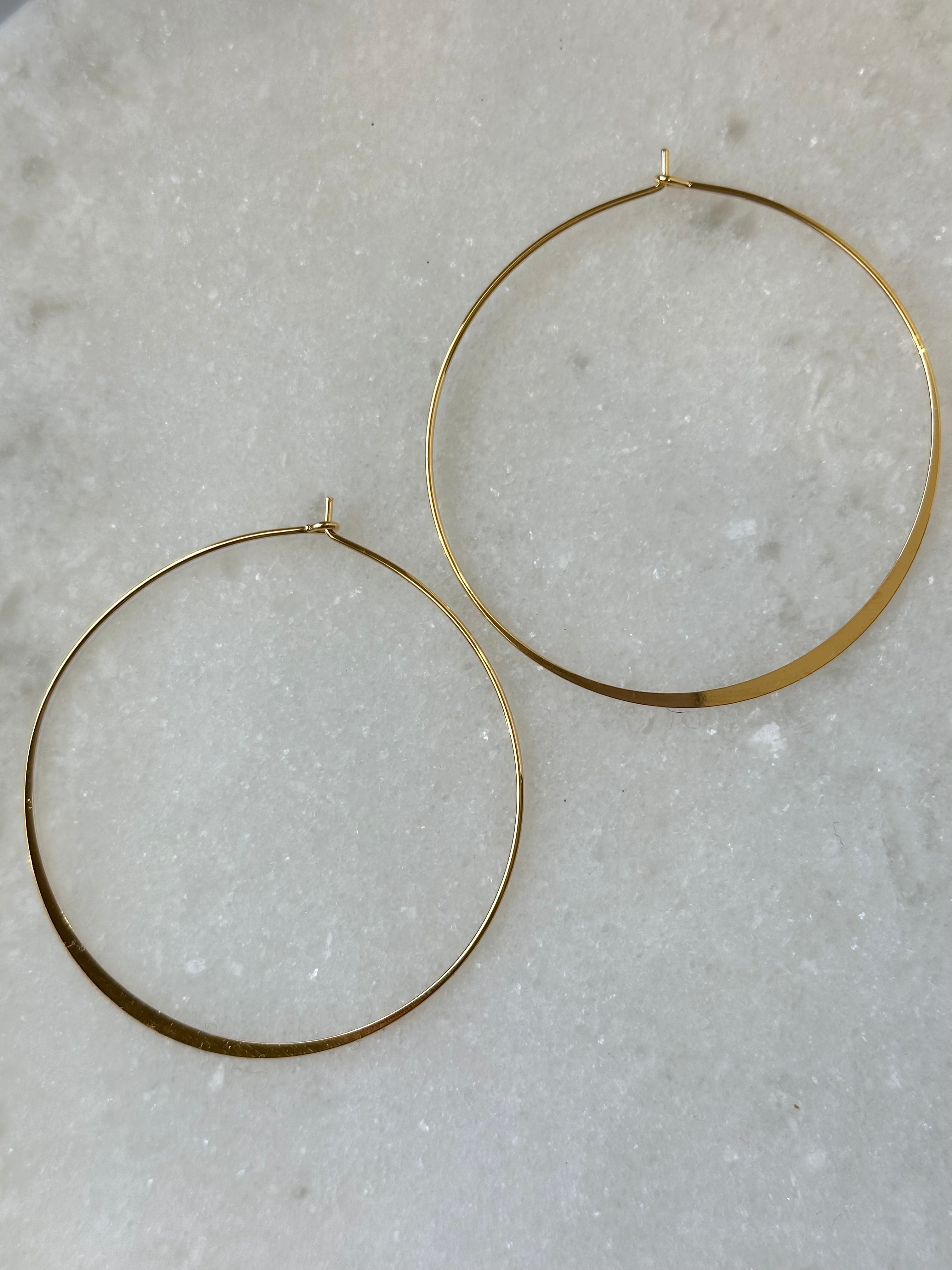 Rea Flat Hoops- Gold