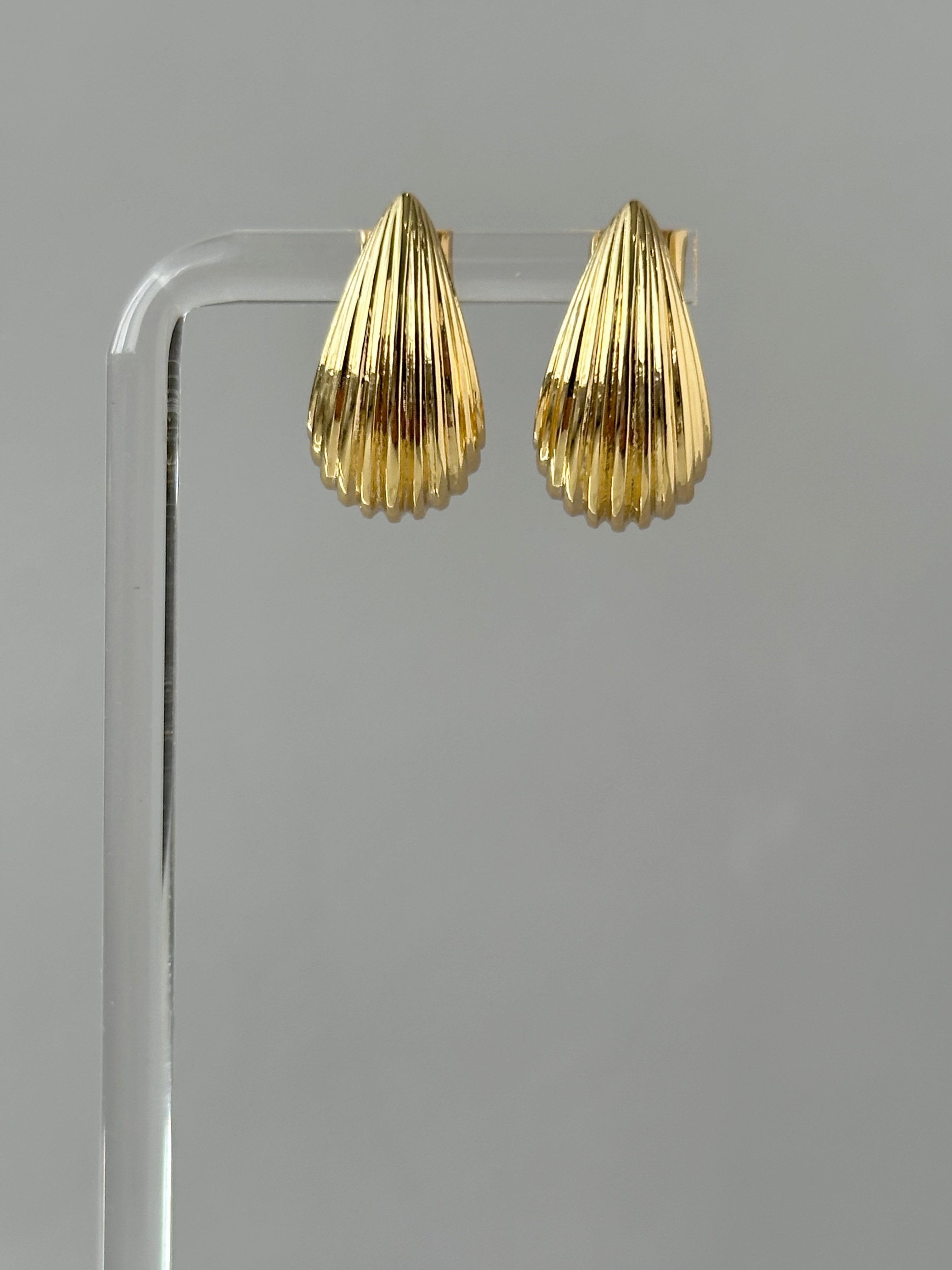 Paved Hoops-Gold