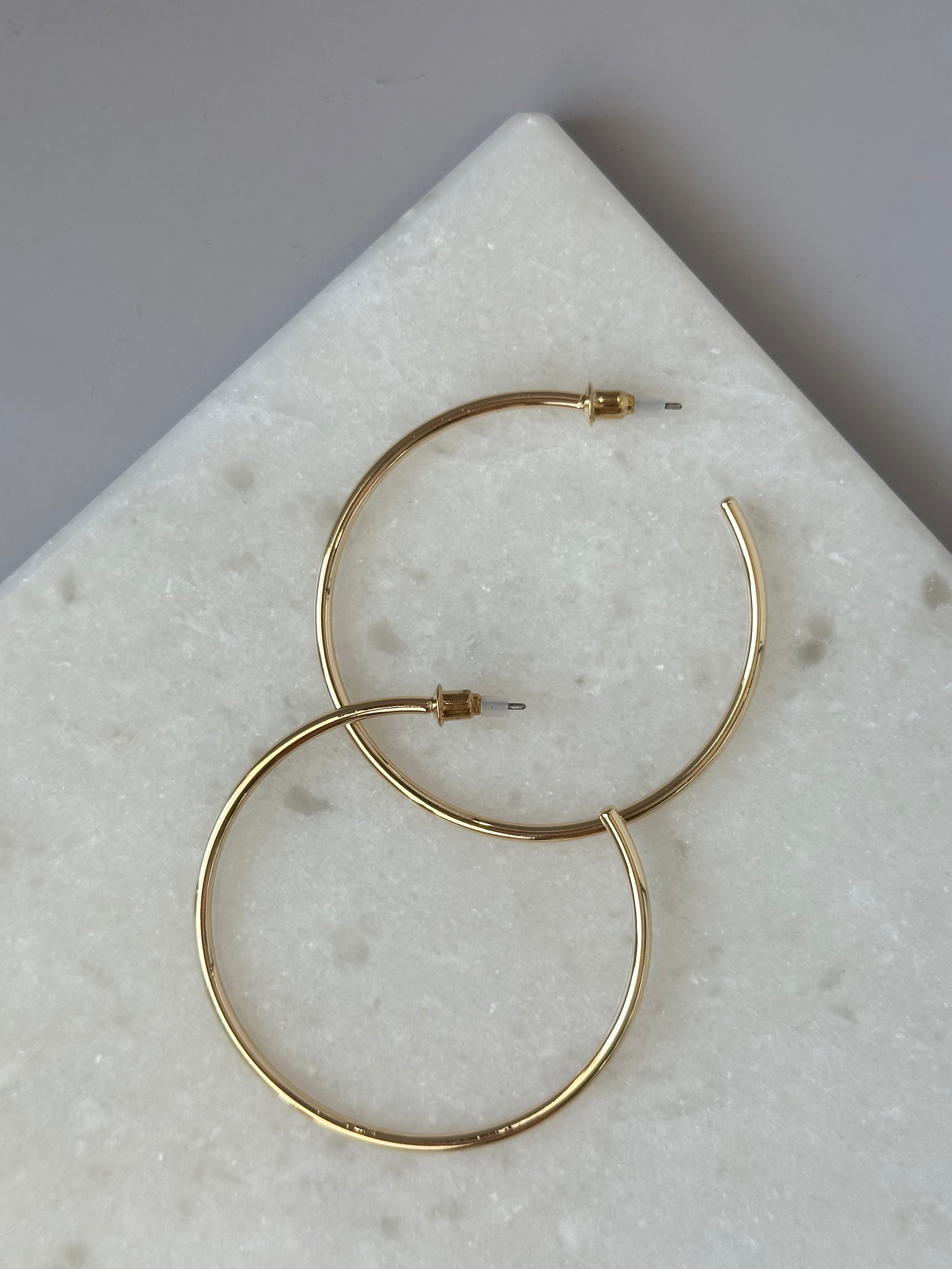 Perfect Gold Hoop