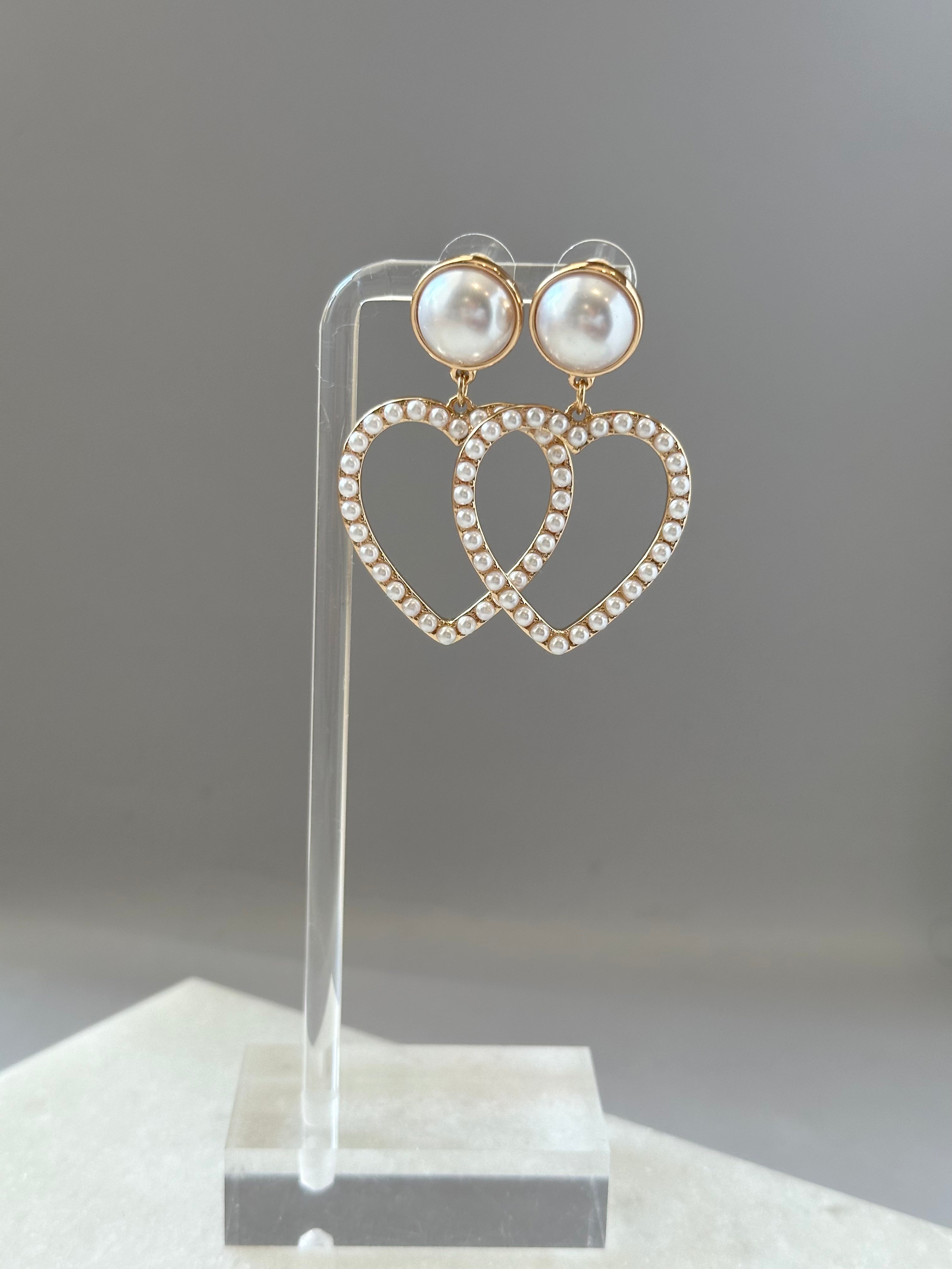 Pearl Heart Earrings-Gold