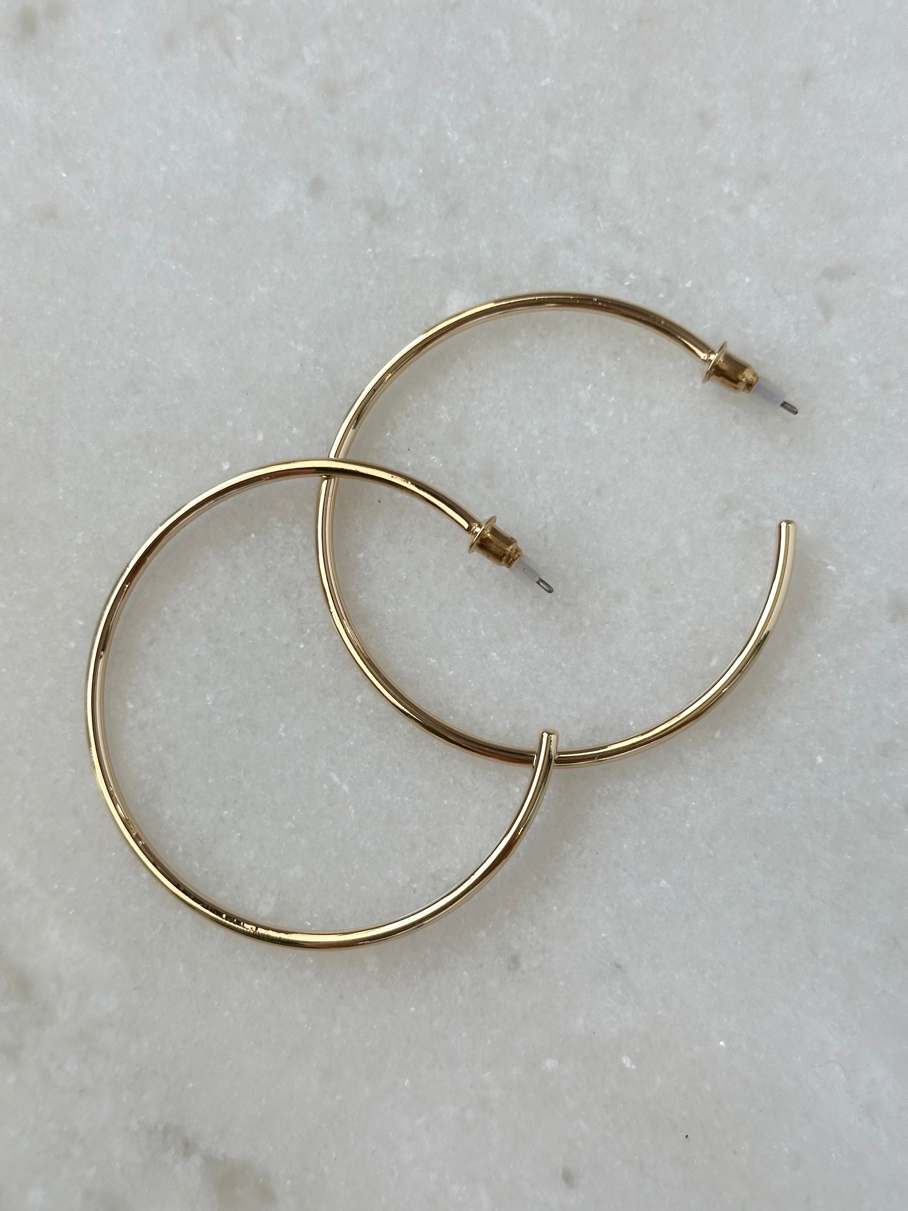 Perfect Gold Hoop