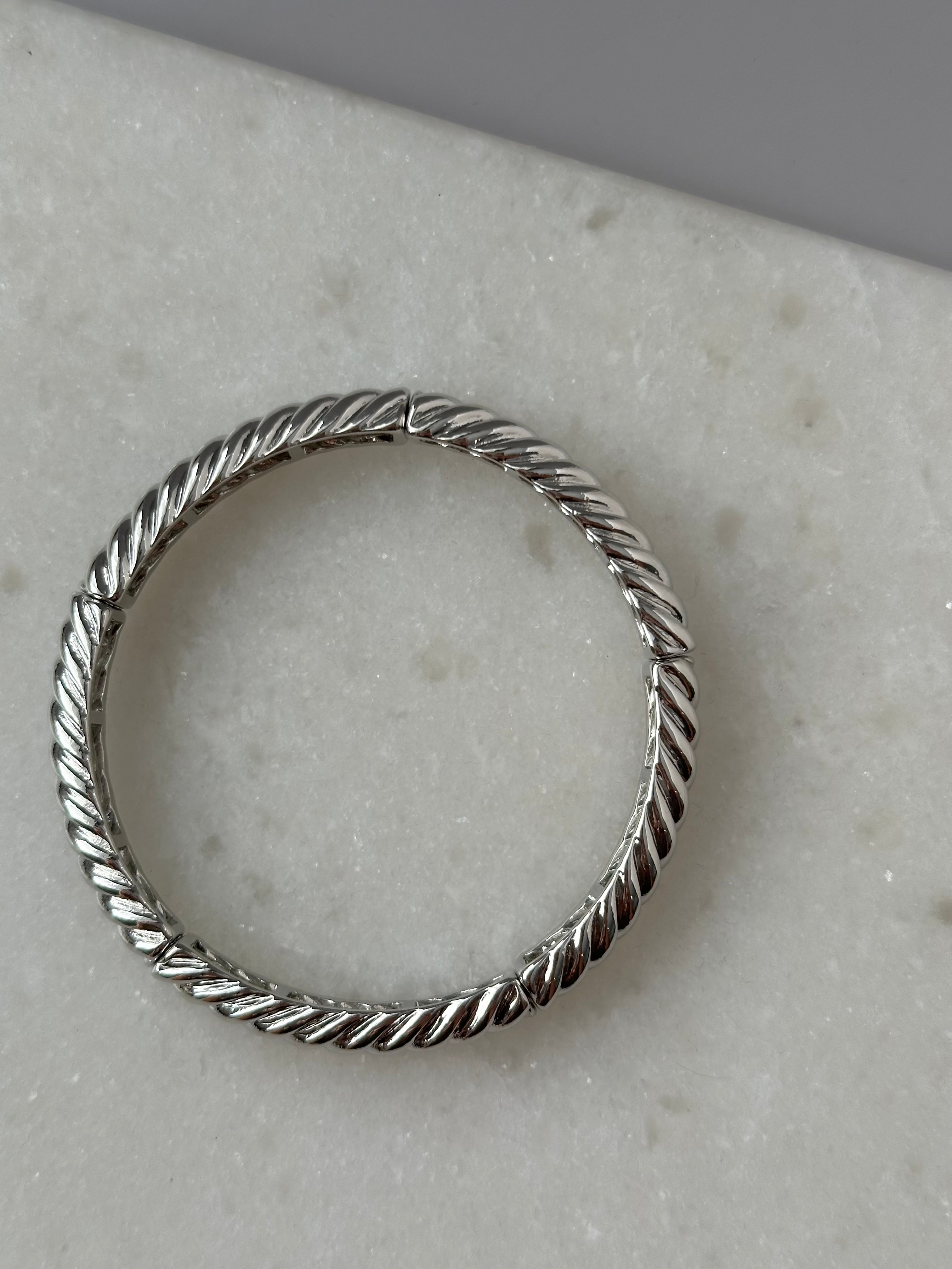 Silver Cable Clasp Bracelet